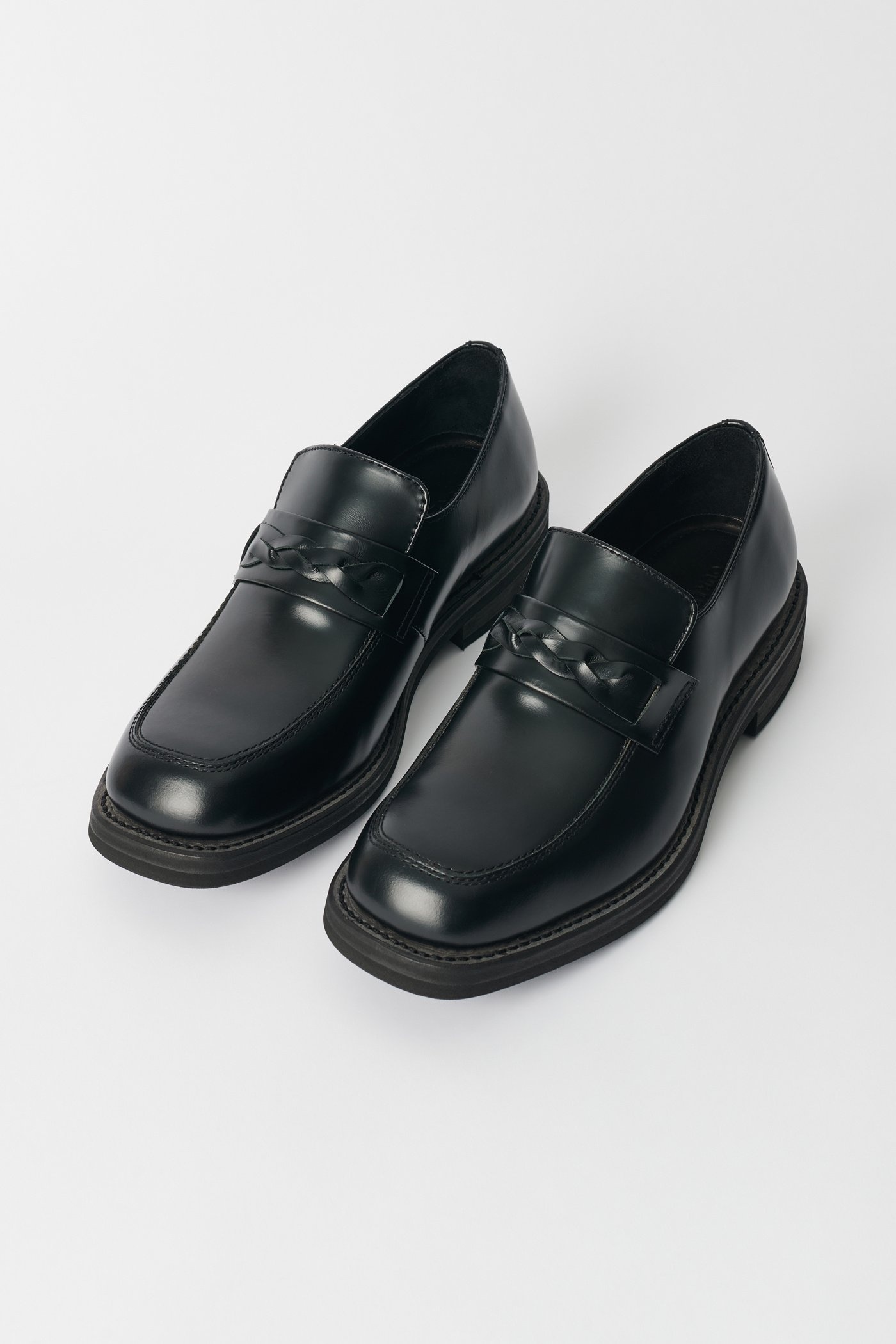 OURLEGACY NAKANOSHOE VanillaCrocBullHide