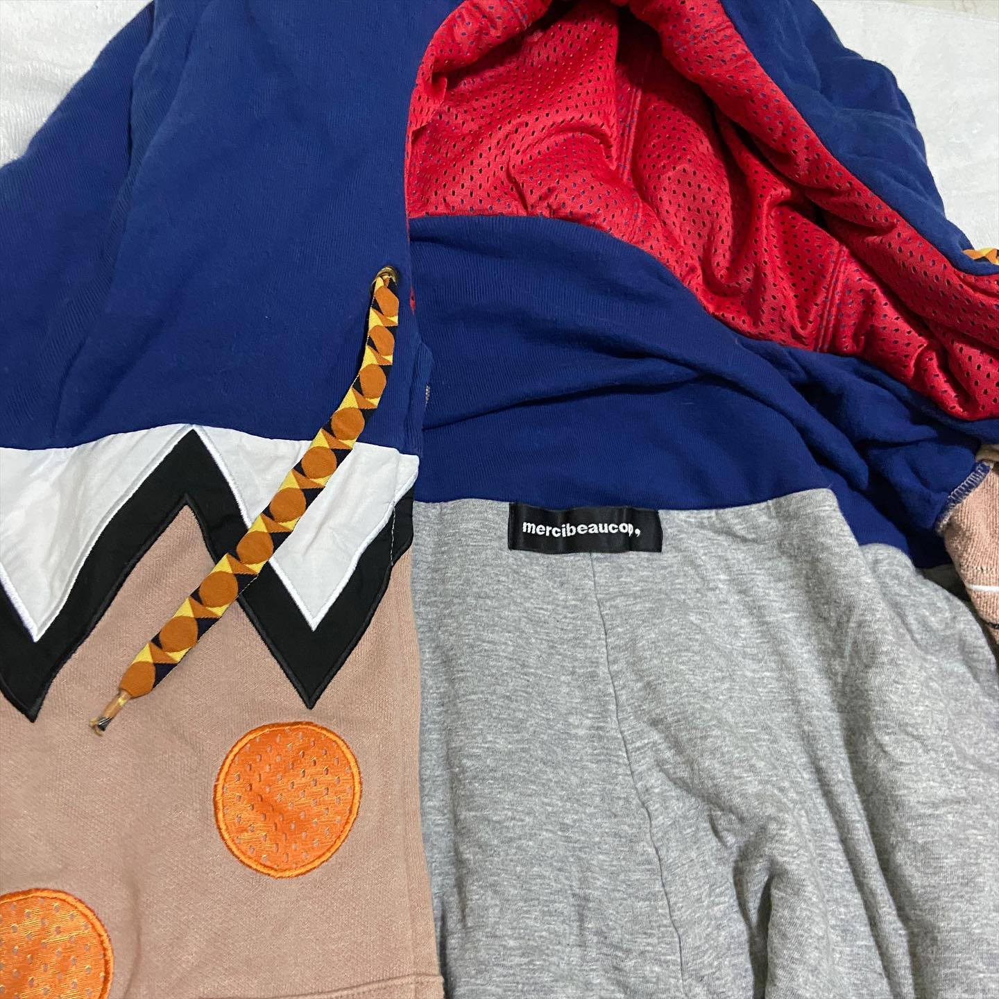 zOthers - Mercibeaucoup runway shark hoodie 1 - 6