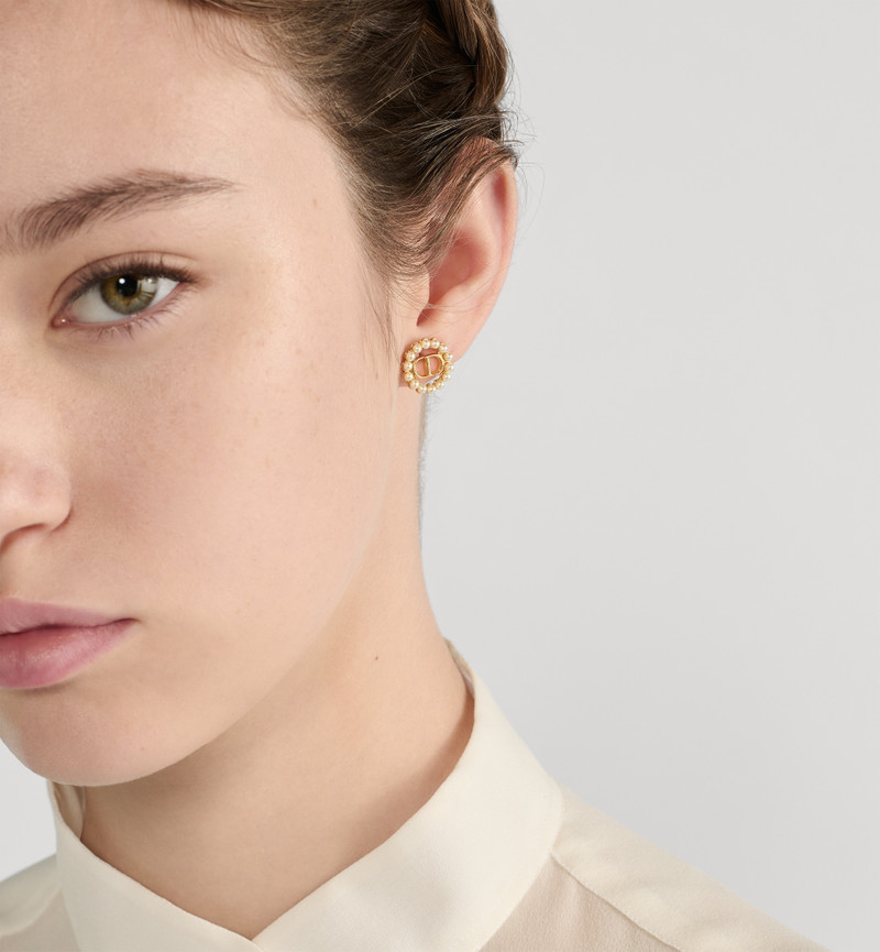 Dior Petit CD Circle Stud Earrings outlook
