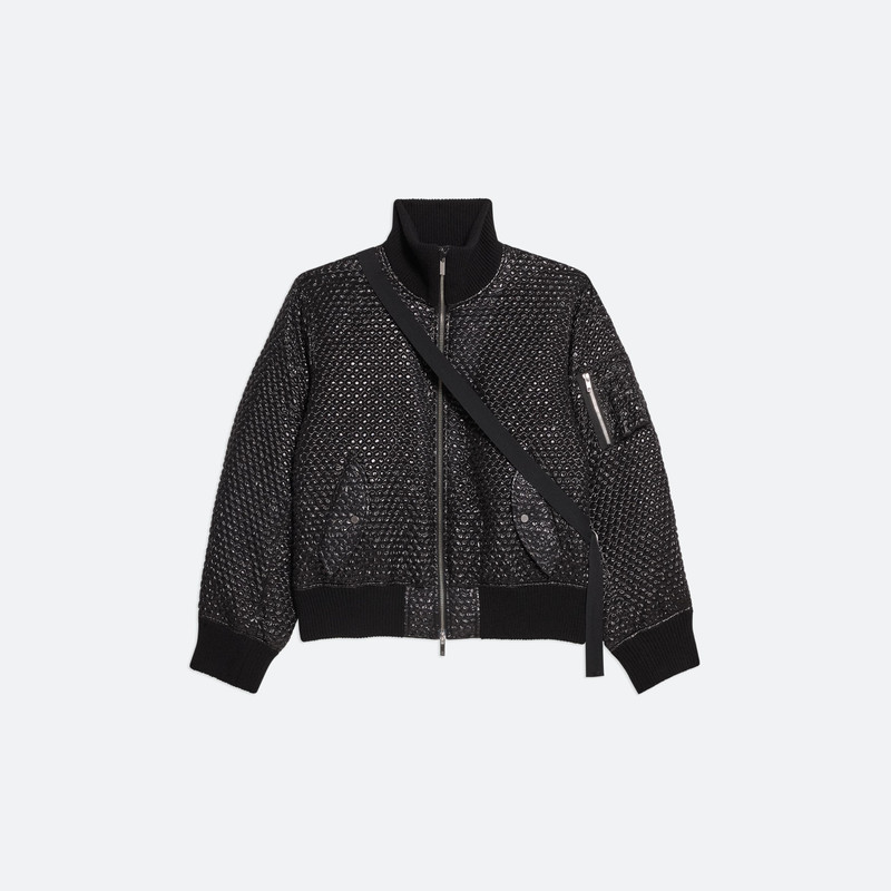 SEATBELT BOMBER 1