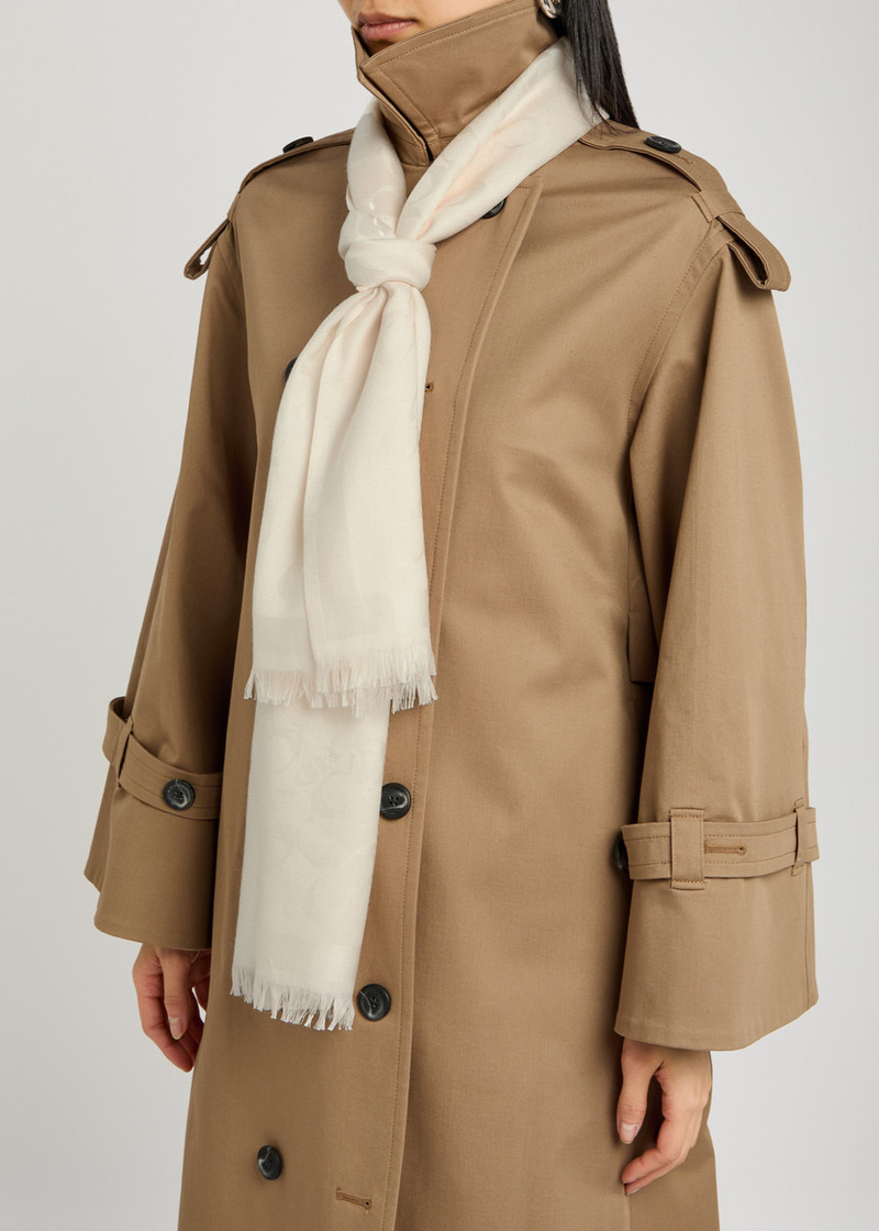 COACH Coach Signature C Logo-jacquard Scarf outlook