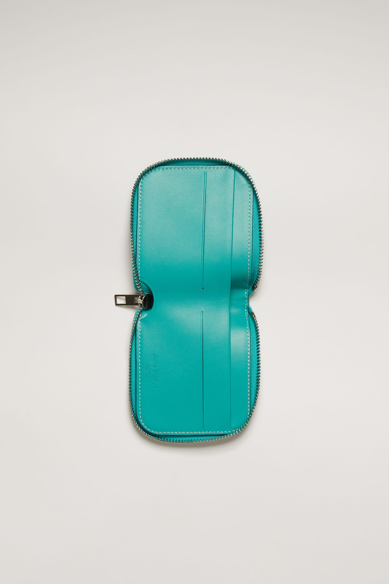 Compact bifold wallet turquoise blue 3