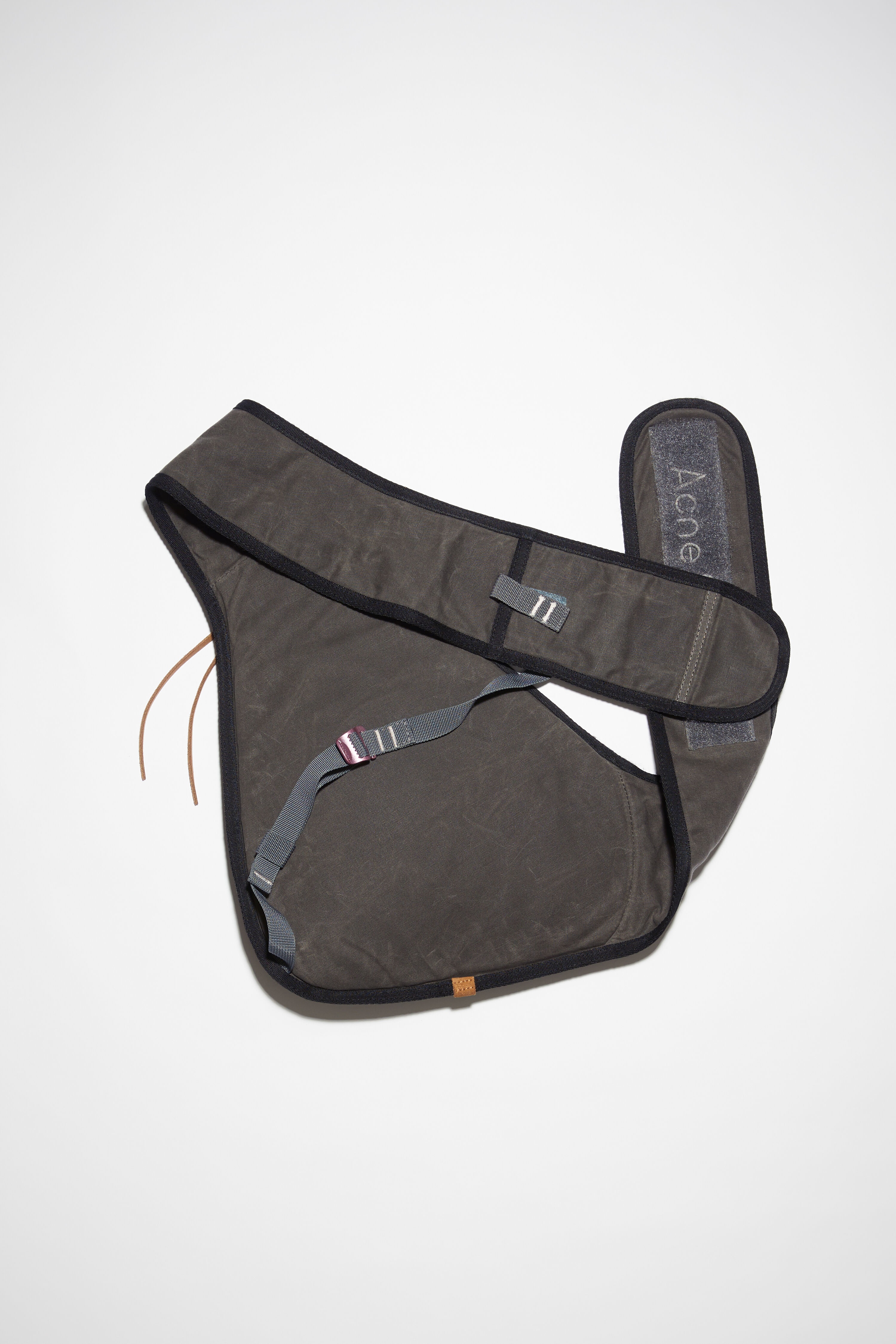 Sling backpack - Grey/black - 4