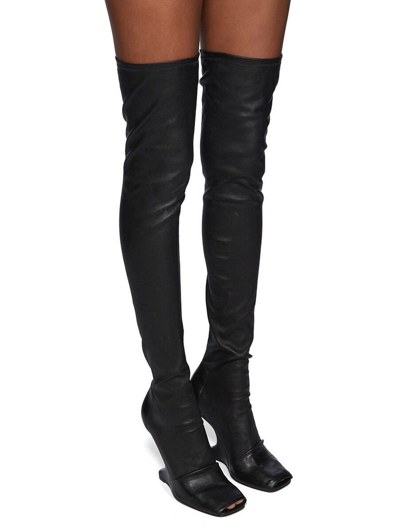 CANTILEVER 11 BOOT 5