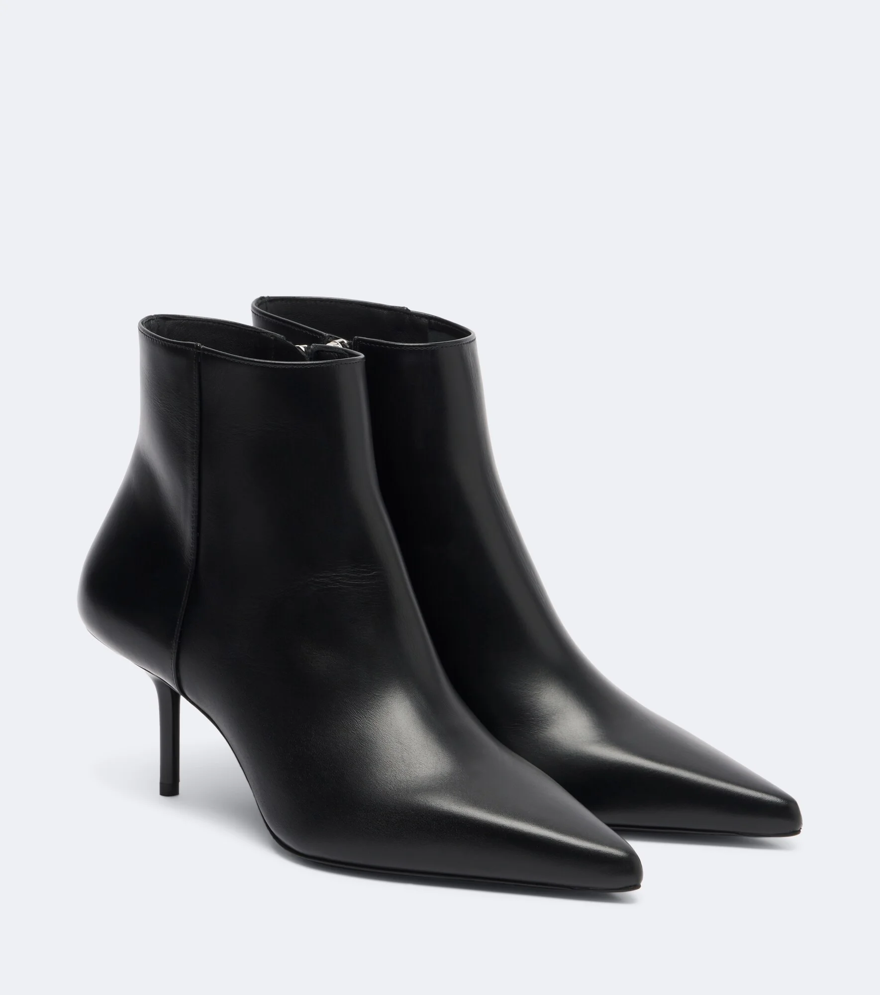 Leather ankle boots - 1