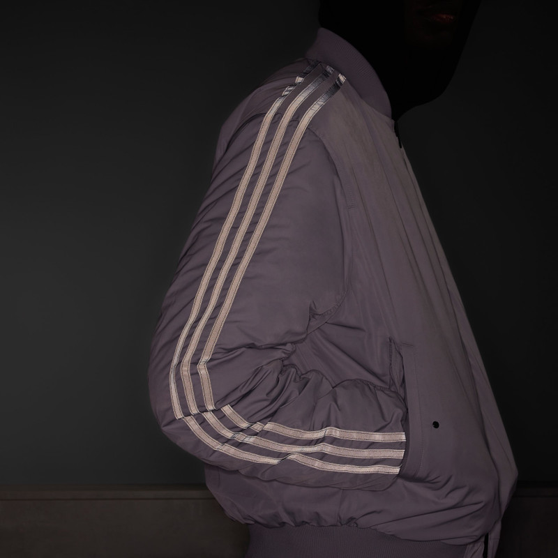 Juventus x NASA 영감을 얻은 LFSTLR Reversible Bomber 재킷 13
