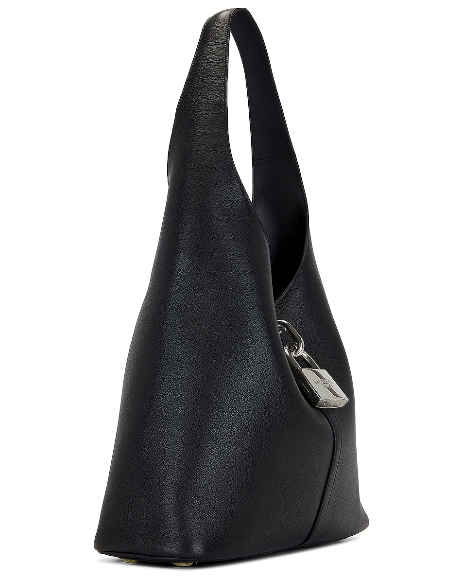 ★BALENCIAGA★ 771636 LOCKER HOBO バック M BALENCIAGA Locker Hobo Tote in Black | COCOON