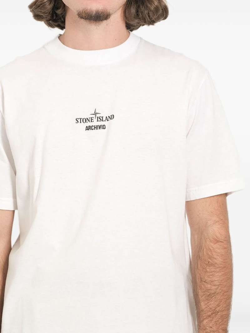 Stone Island logo-lettering crew-neck T-shirt outlook