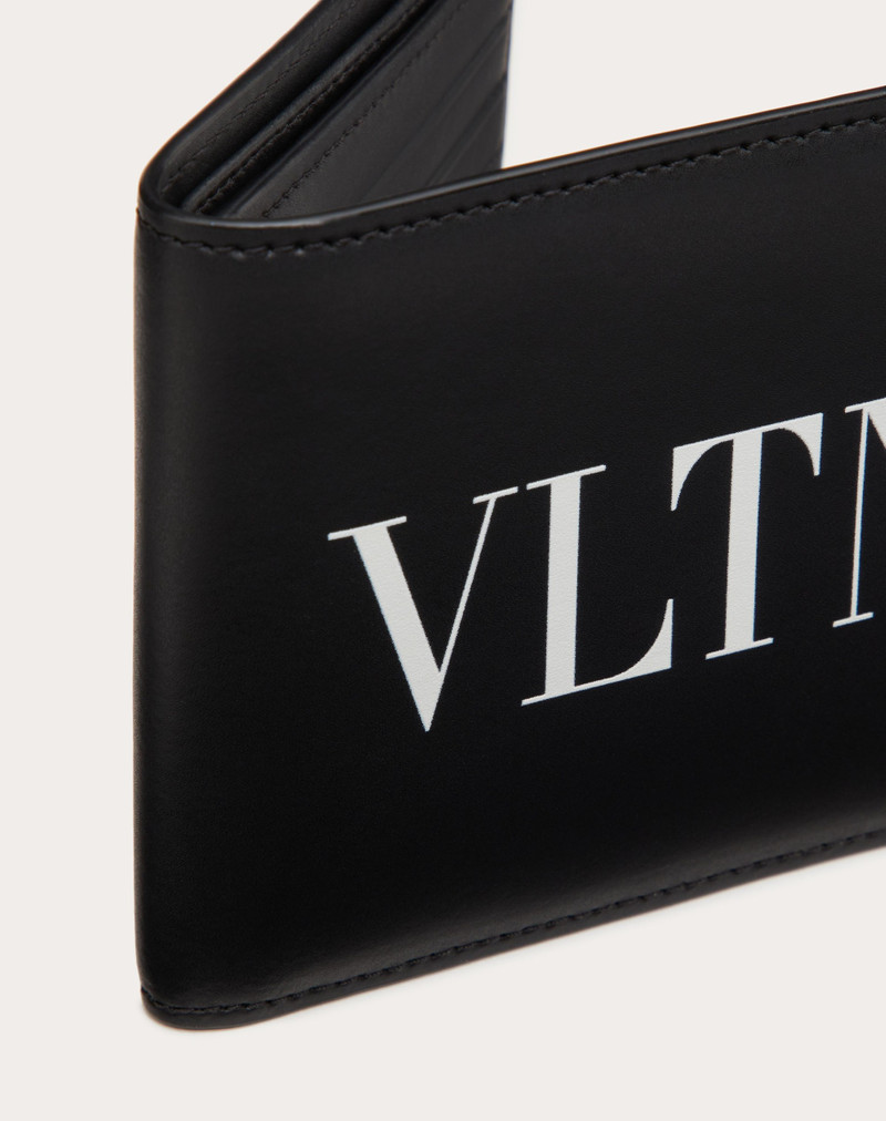 Valentino VLTN WALLET outlook