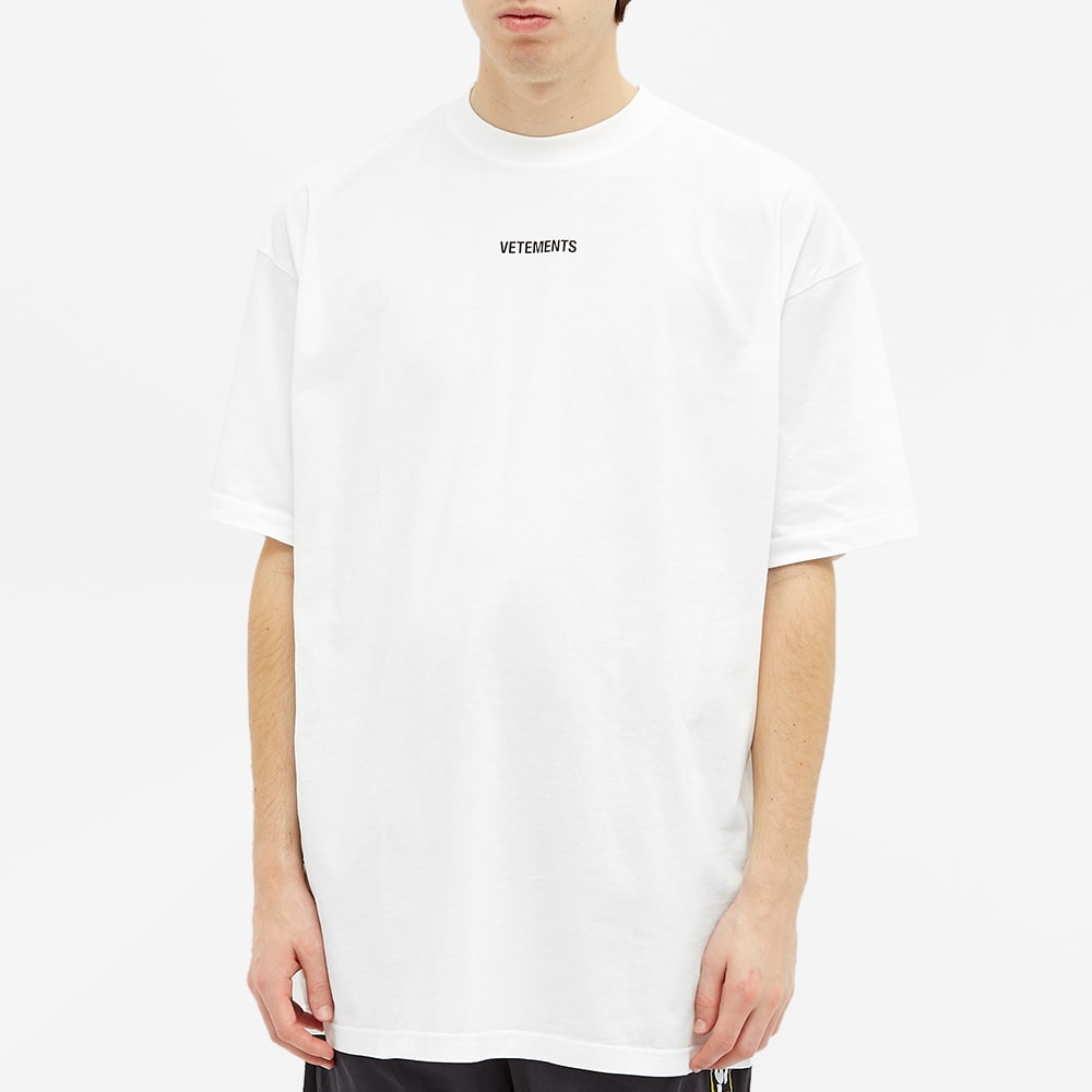 VETEMENTS Oversize Logo Patch Tee - 4