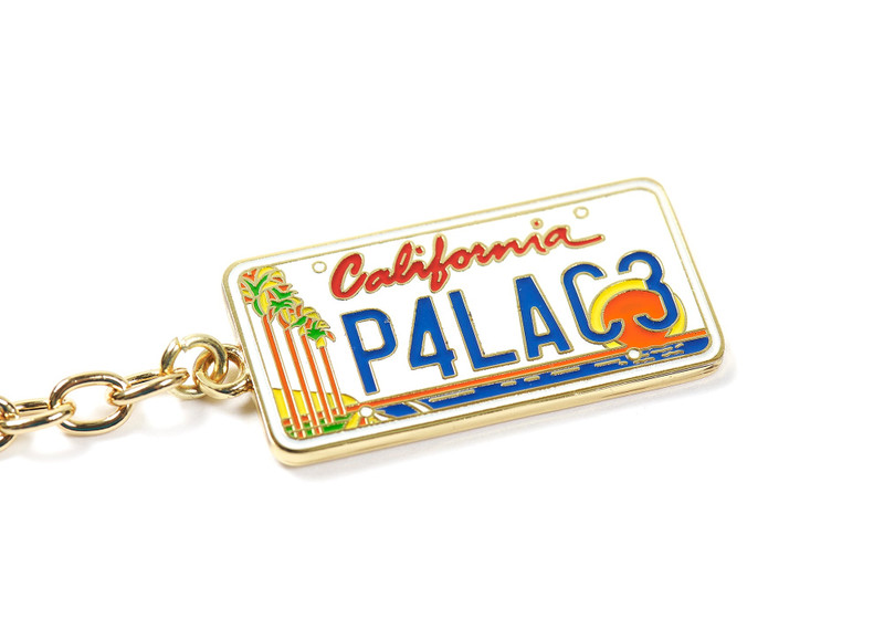 PALACE PLATE KEYRING LA outlook