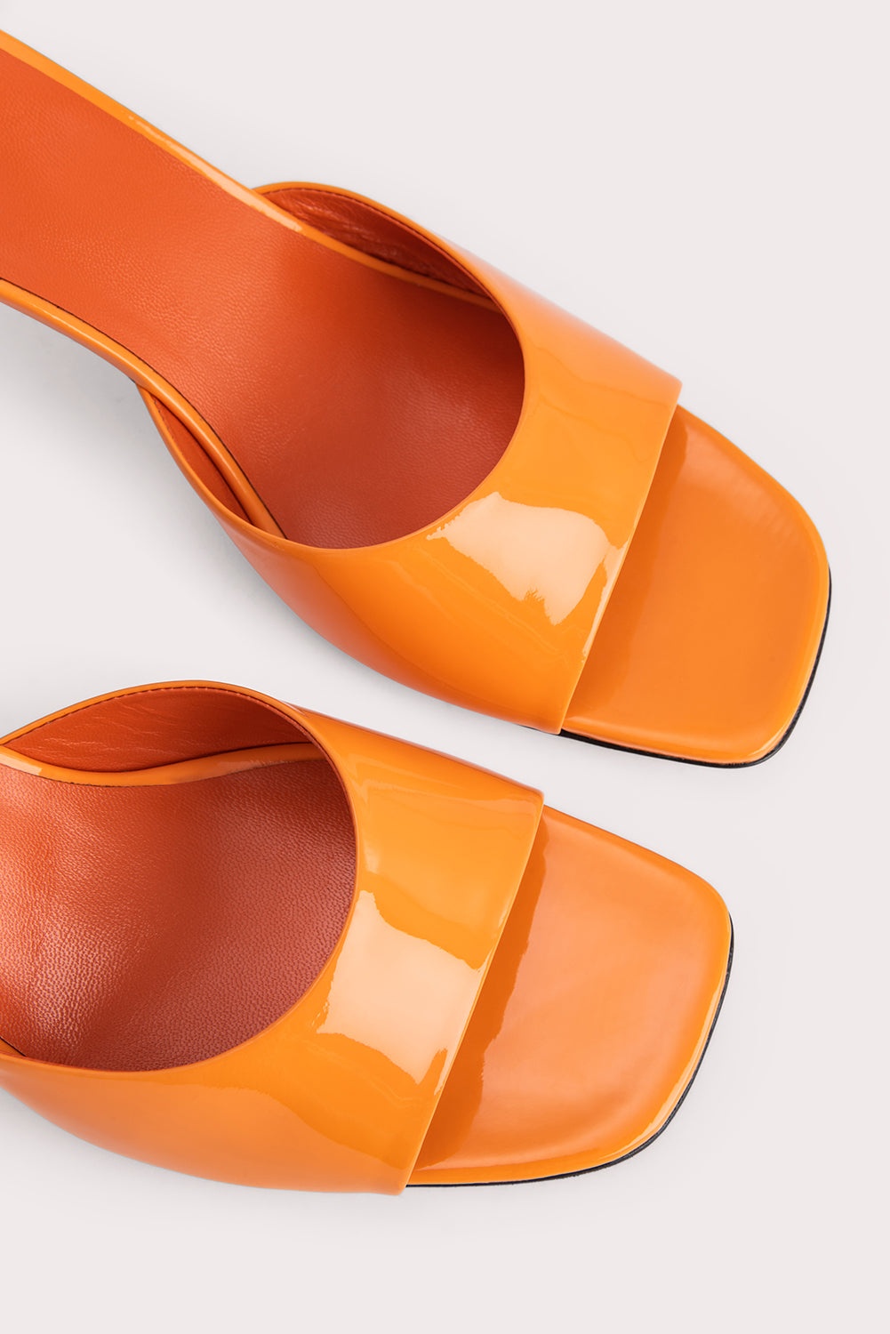 Romy Orange Patent Leather - 4