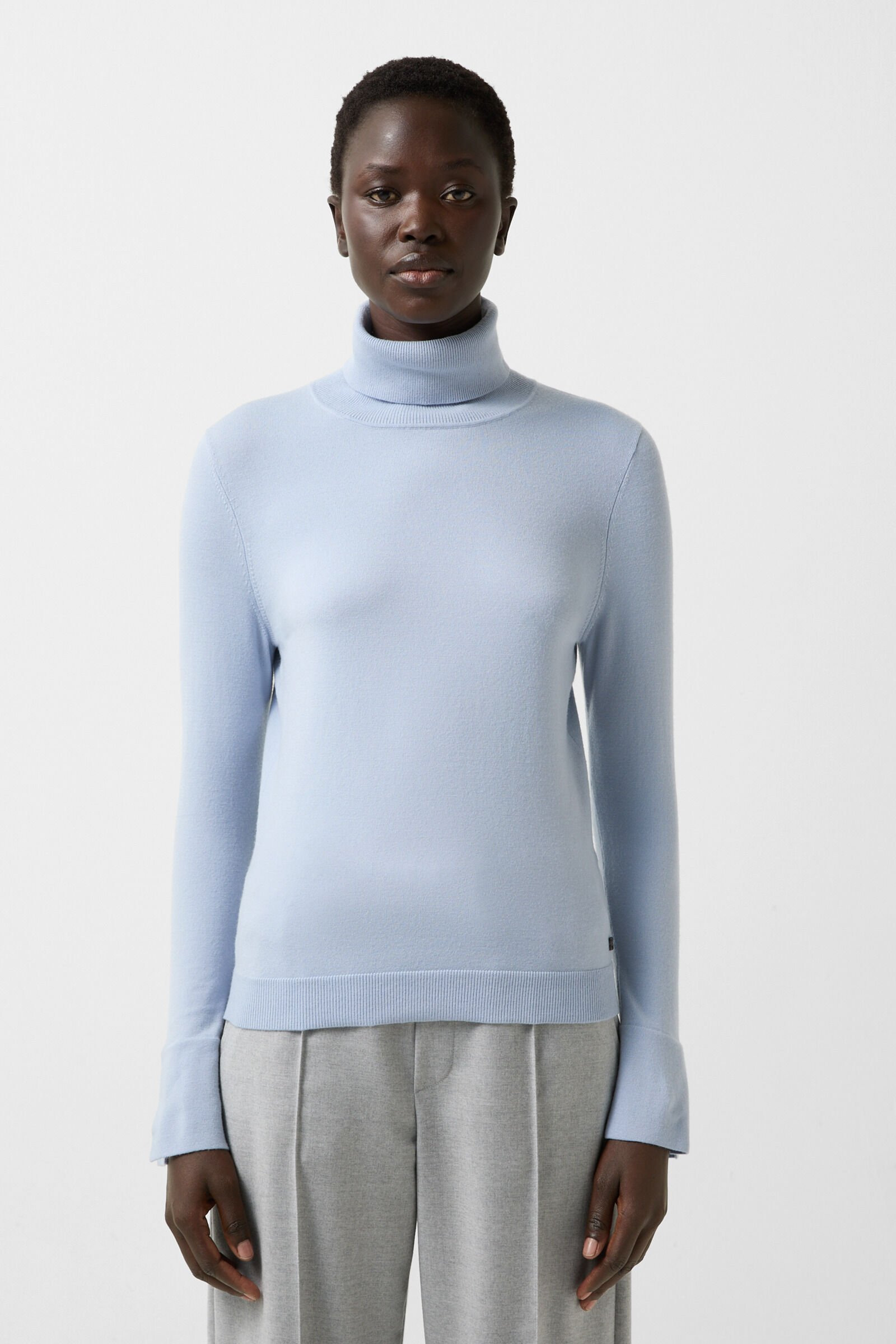 Vinny turtleneck pullover in Light blue - 2