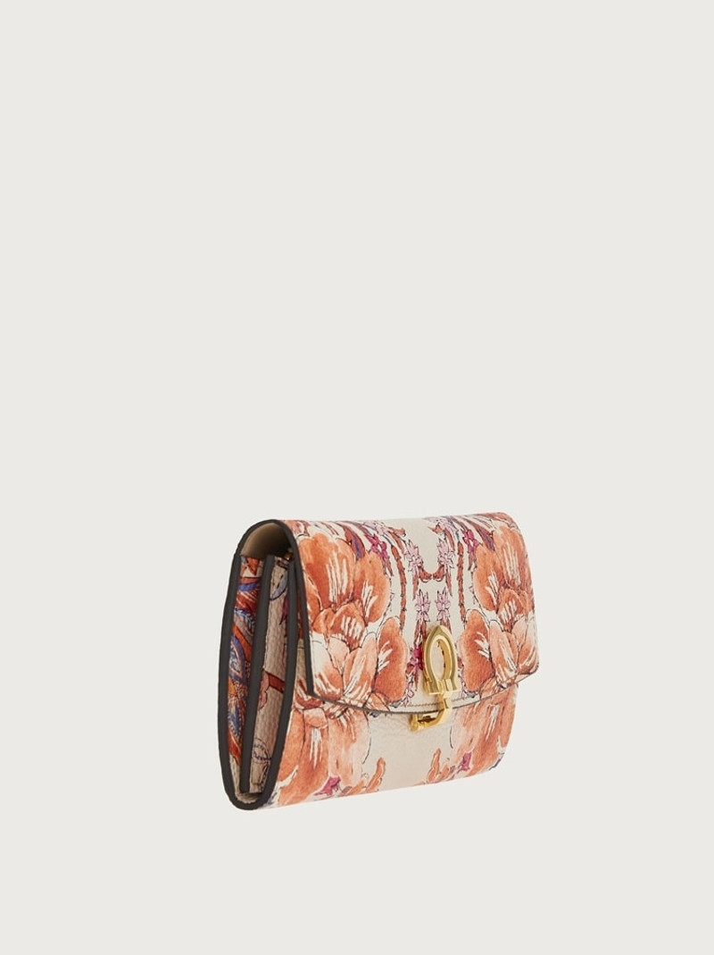 FERRAGAMO GANCINI CONTINENTAL WALLET outlook
