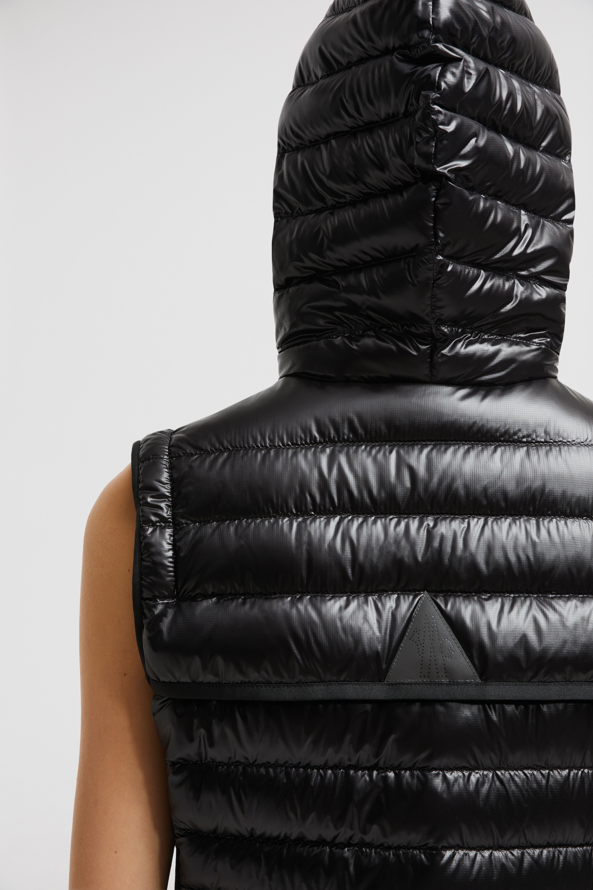 Karura 2-in-1 Hooded Short Down Jacket - 9