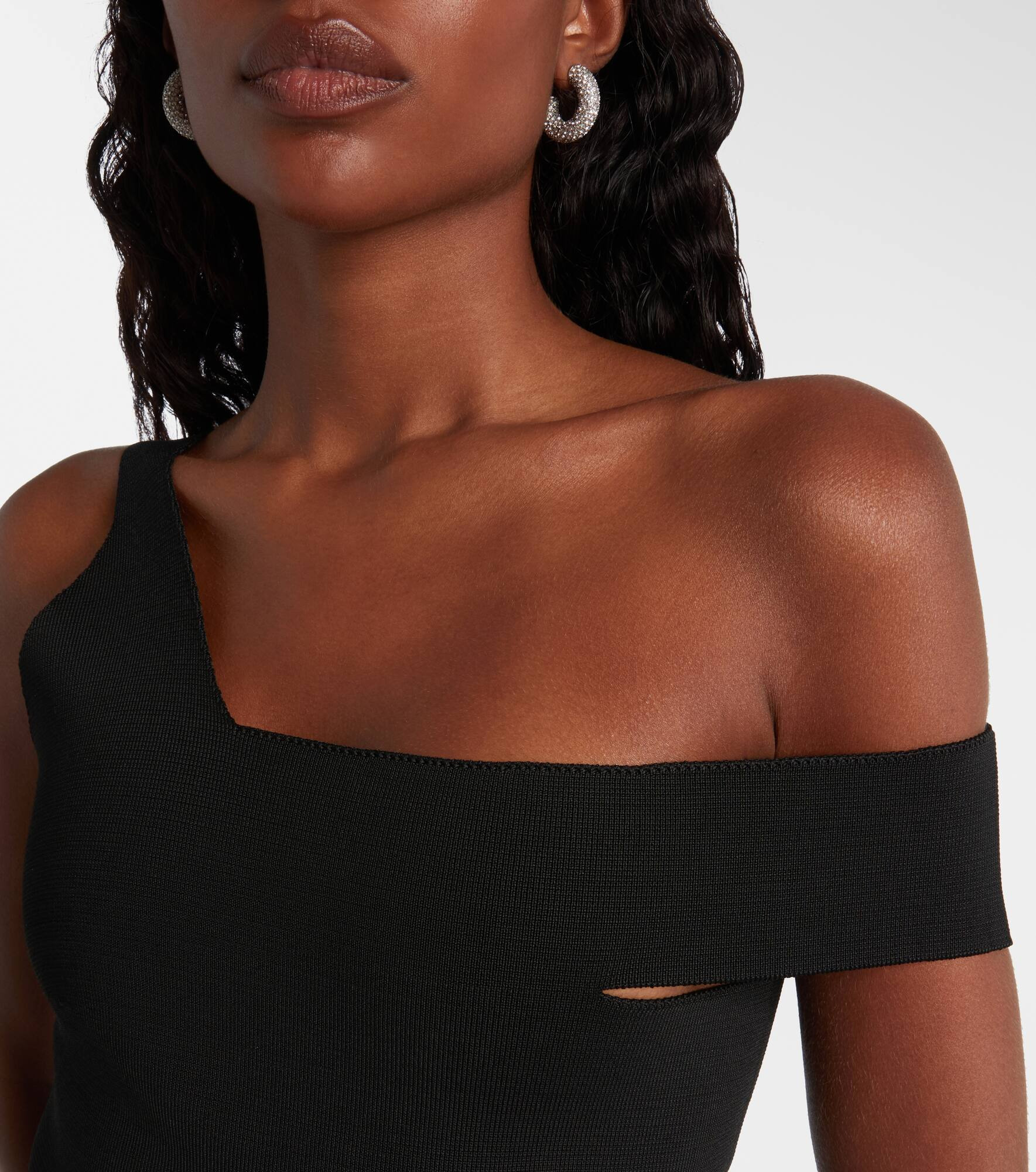 Asymmetric cut-out top - 4