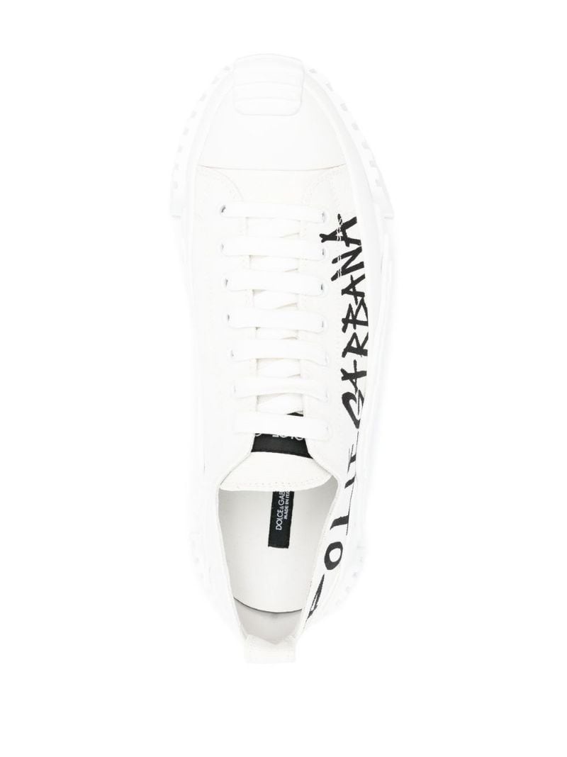 graffiti-print low-top sneakers - 4