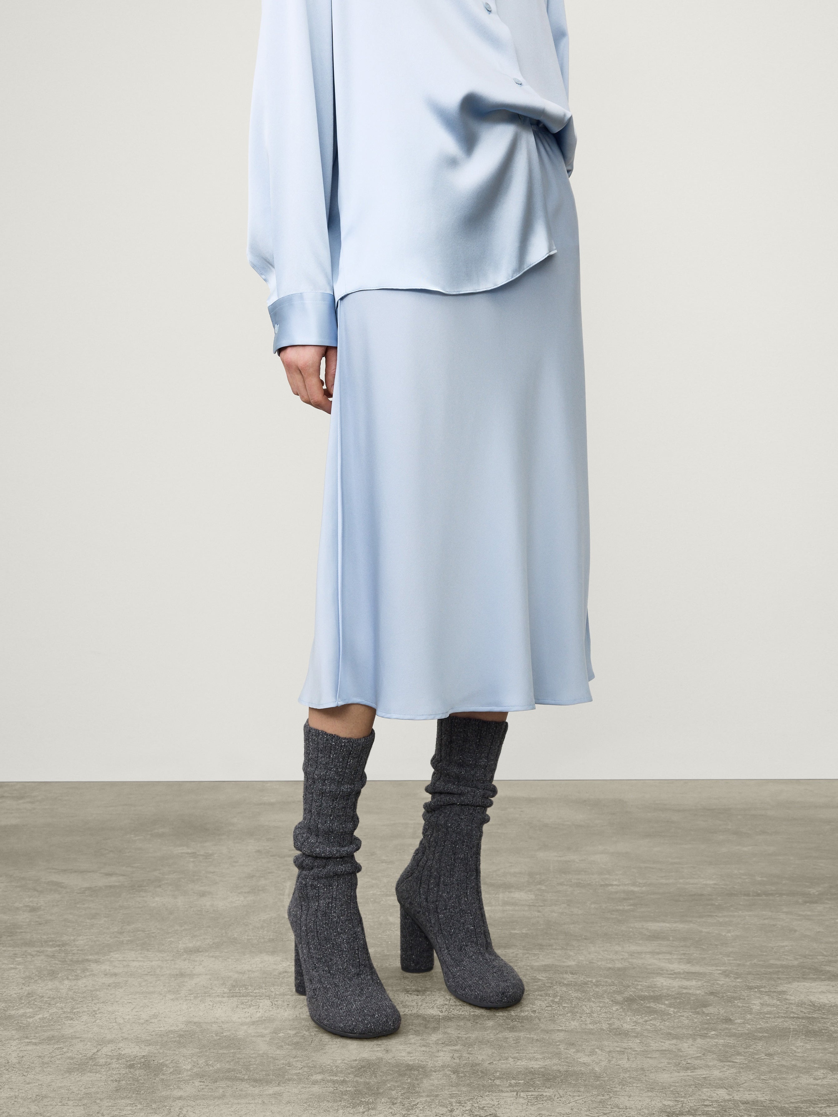 The Midi Skirt - 3