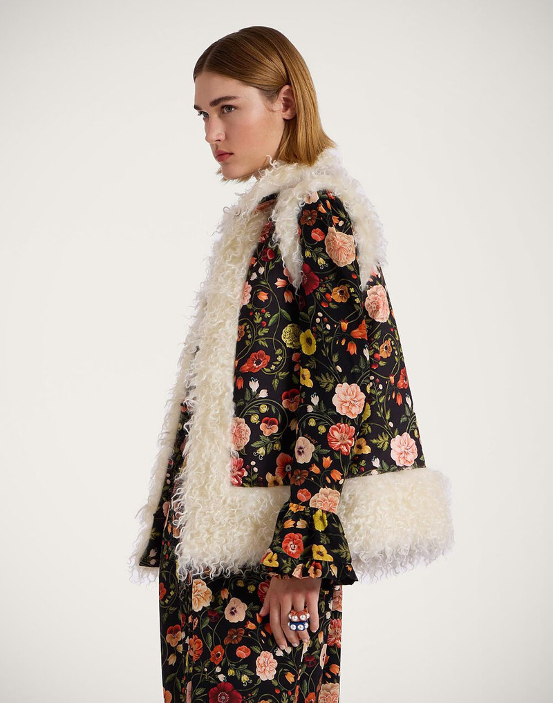 Sleeveless Folk Jacket 6