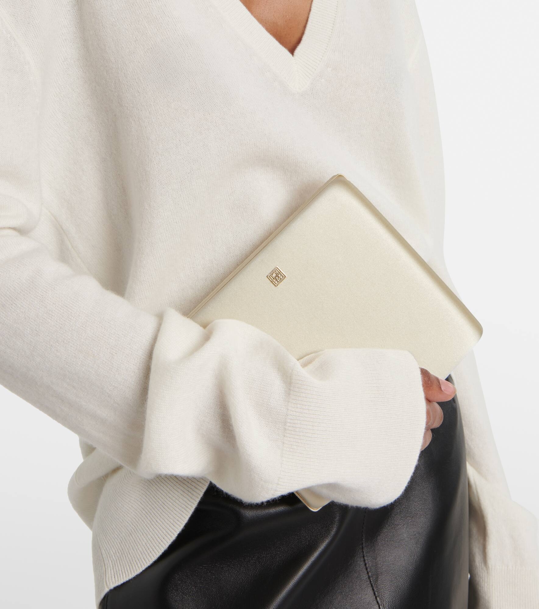 Satin Box clutch - 2