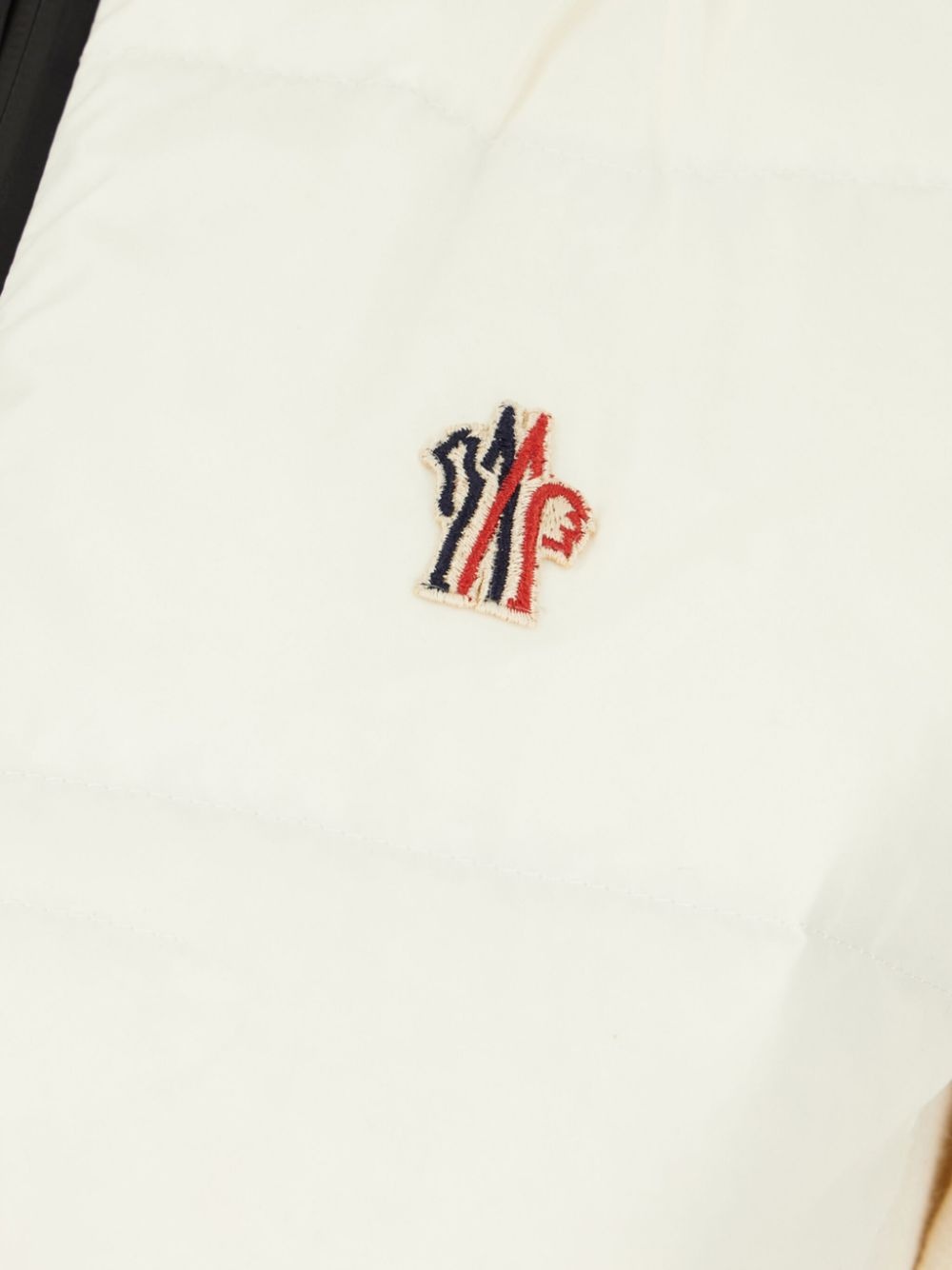 0989B00004M1122-001 WHITE - 3