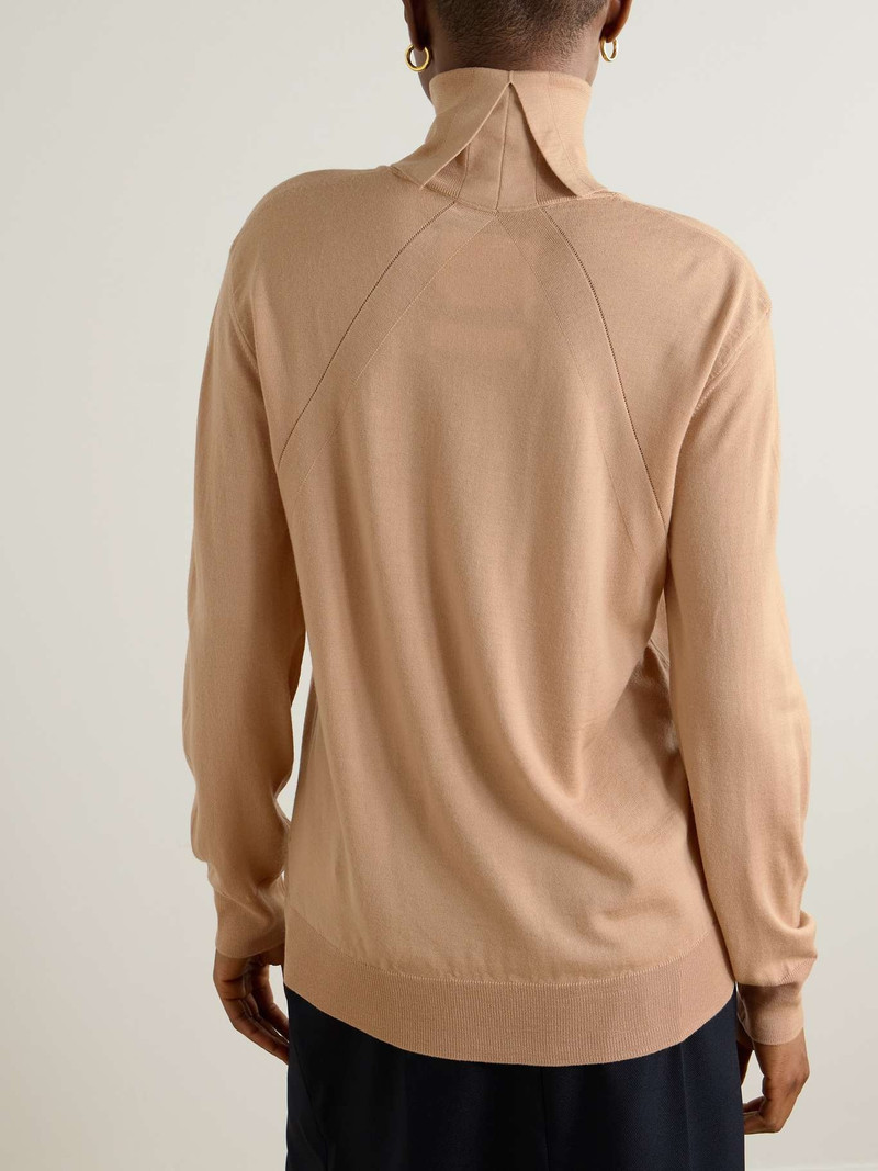 Wool turtleneck sweater 4