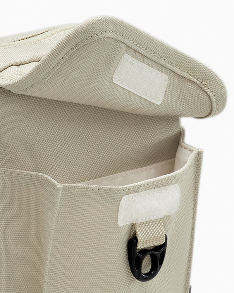 Chuck Taylor Patch Crossbody 2 Bag 3