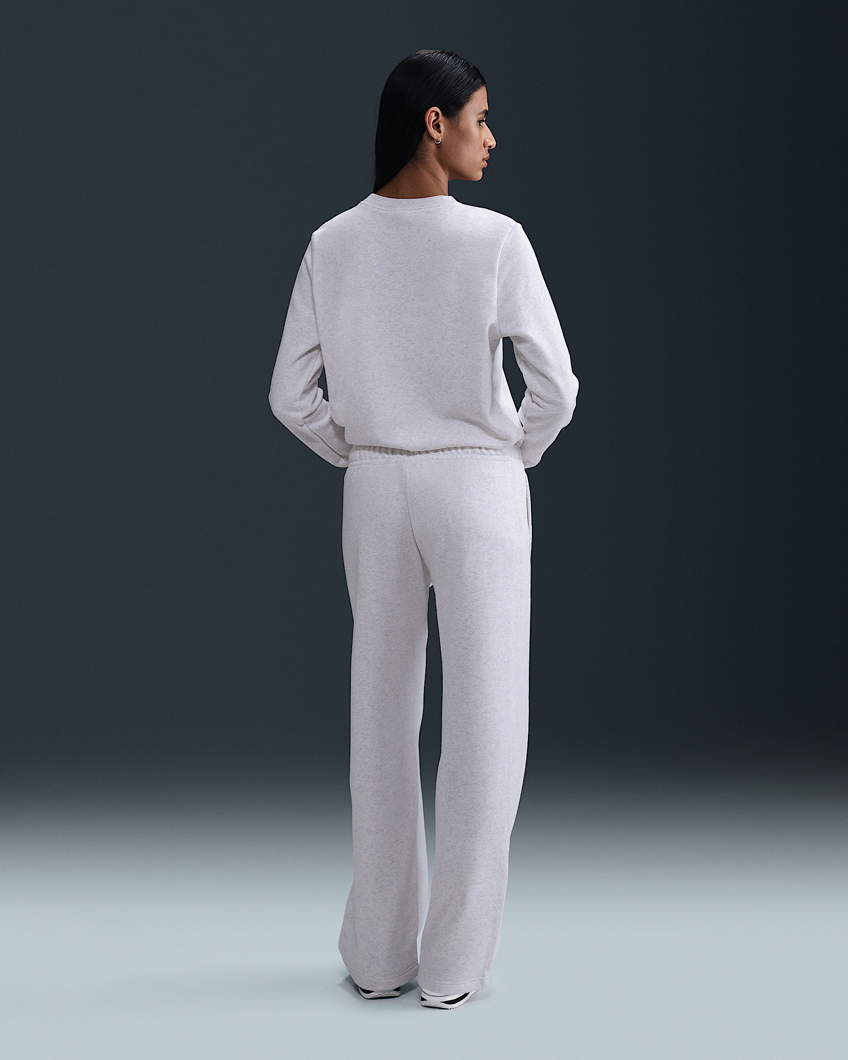 Nike Sportswear Club Fleece Women's Mid-Rise Wide-Leg Graphic Pants - 4