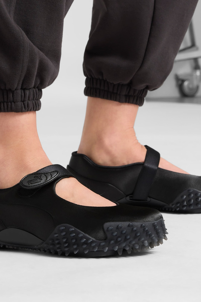 PUMA Mostro Fey Satin Sneakers Women outlook