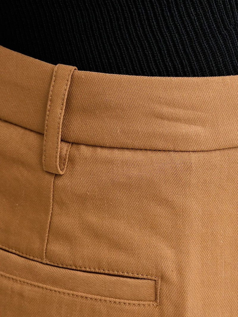 pleated high-waisted shorts 3