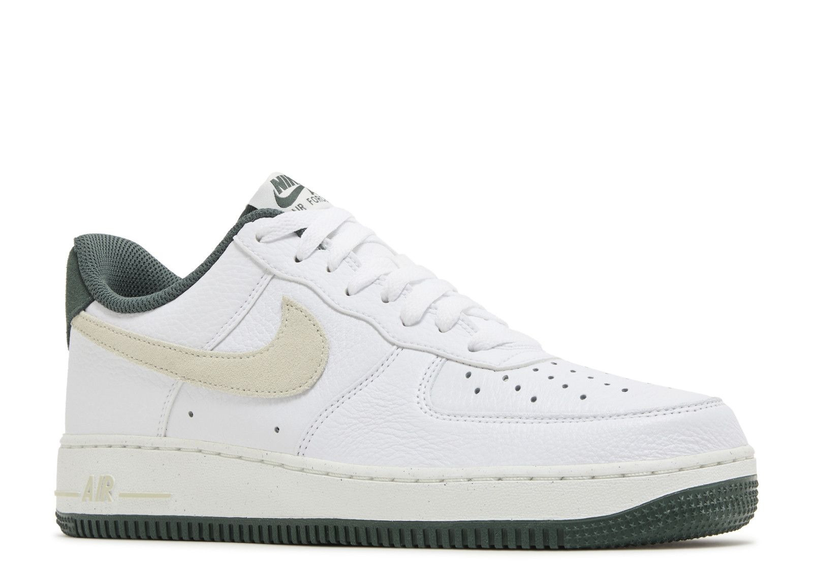 AIR FORCE 1 '07 LV8 'VINTAGE GREEN' - 2