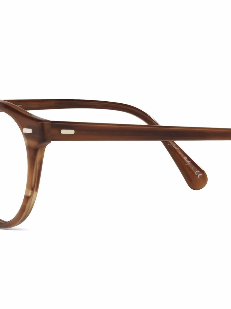 Gregory Peck round glasses 3