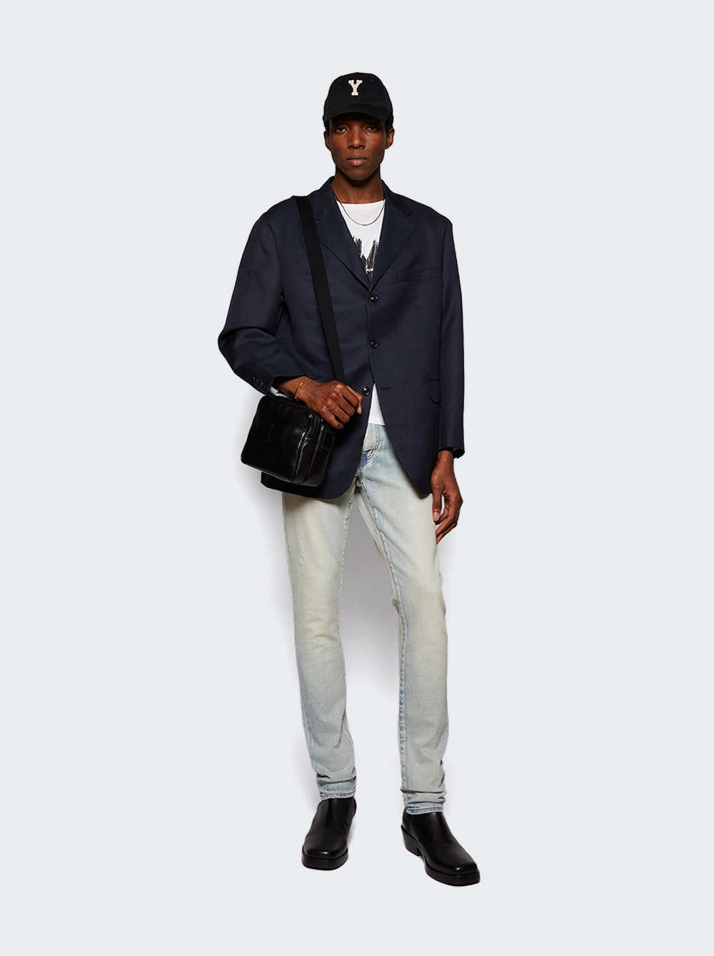 College Y Cap Black - 4