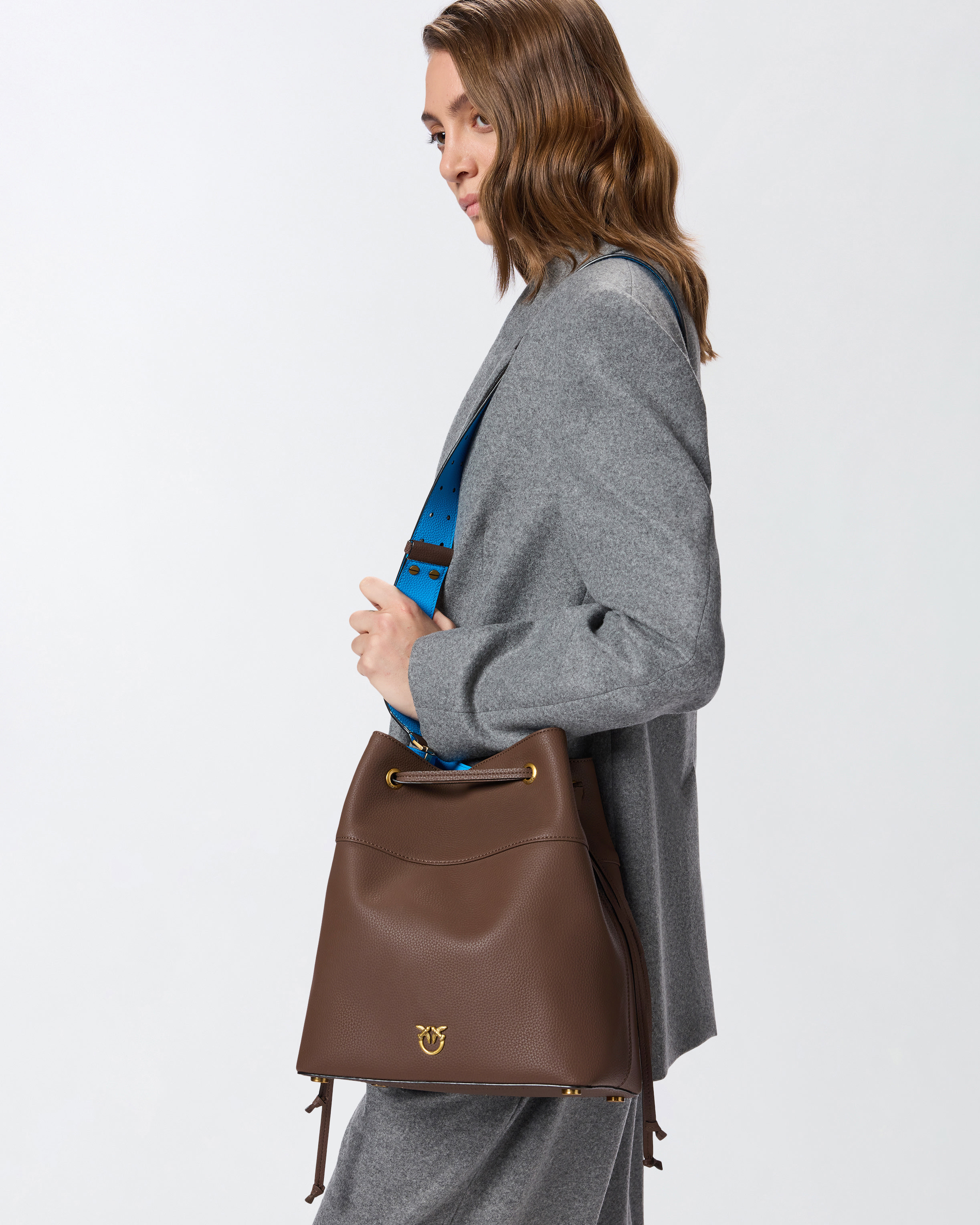 MEDIUM FULL-GRAIN LEATHER BUCKET BAG WITH LOVE BIRDS LOGO - 5