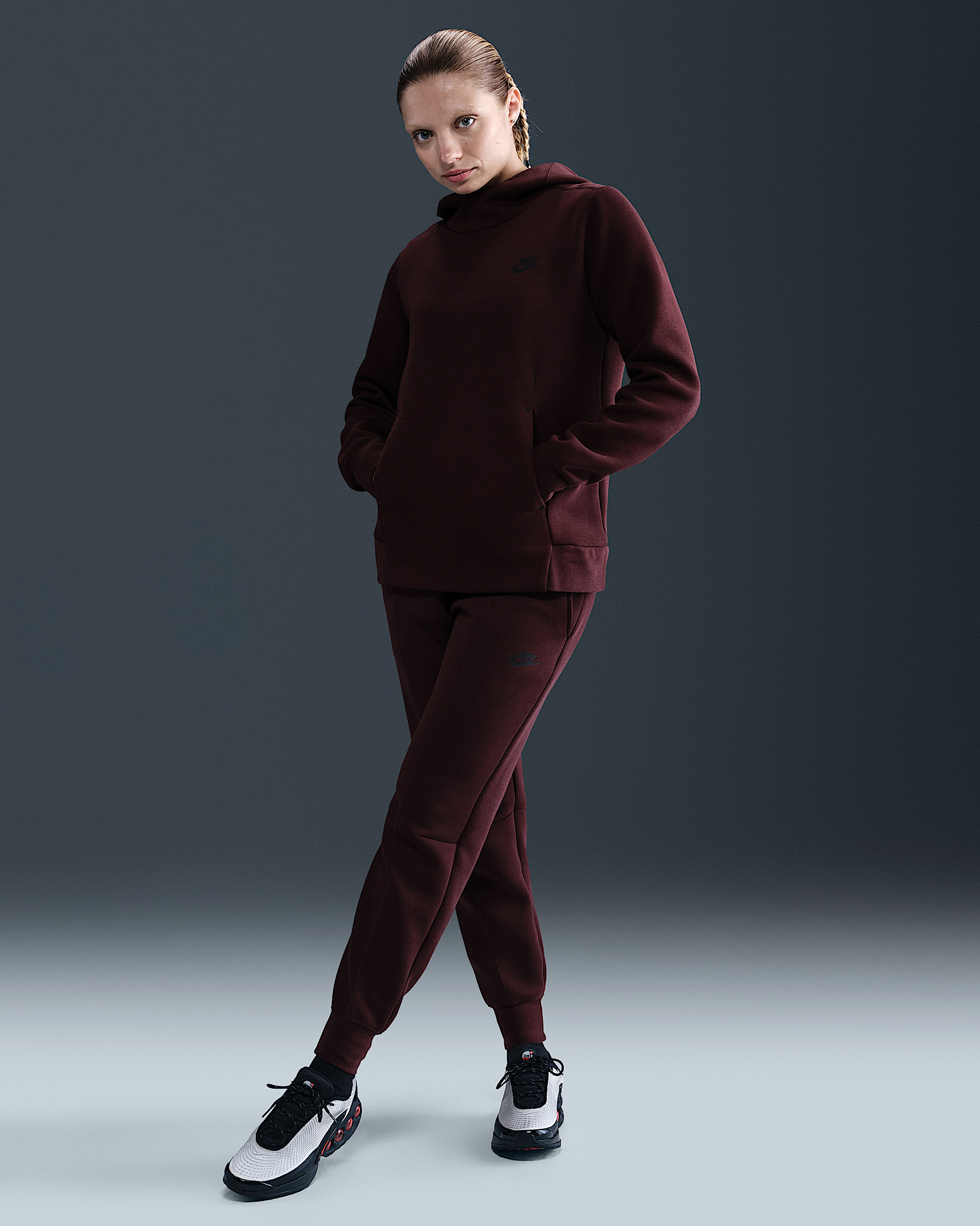 Nike Sportswear Tech Fleece Women's Hoodie - 4