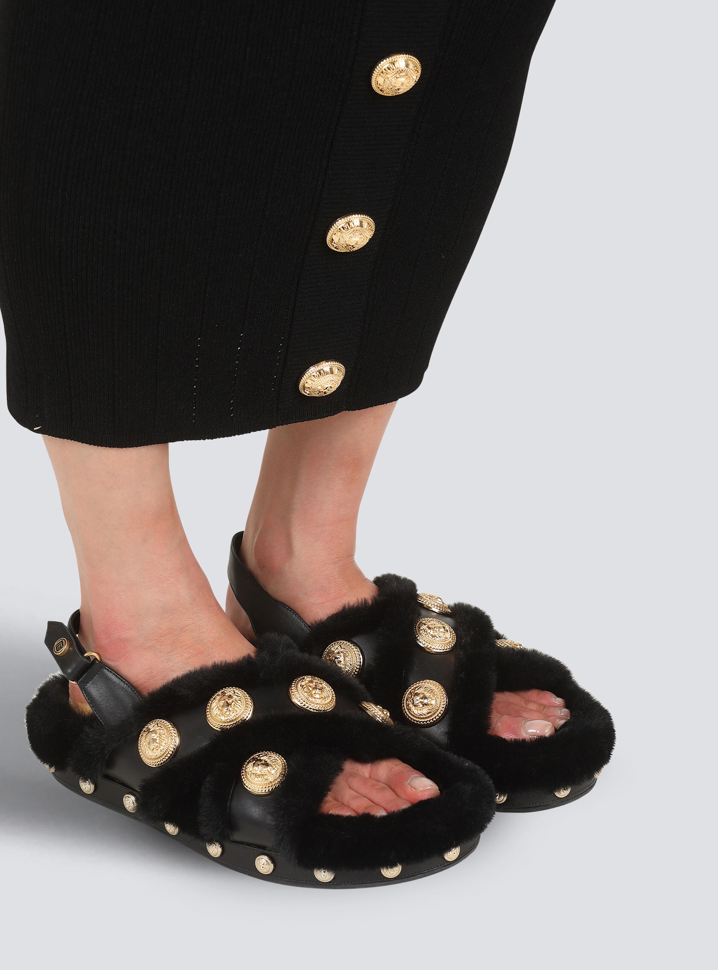 Faux fur and leather Tam flat sandals - 7
