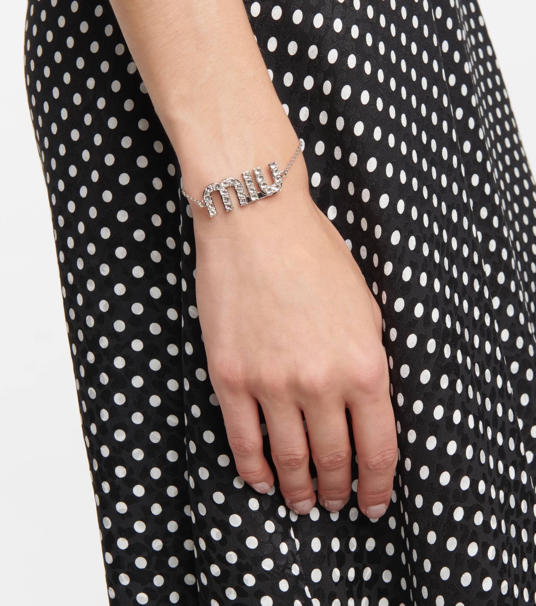 Crystal-embellished logo bracelet - 3