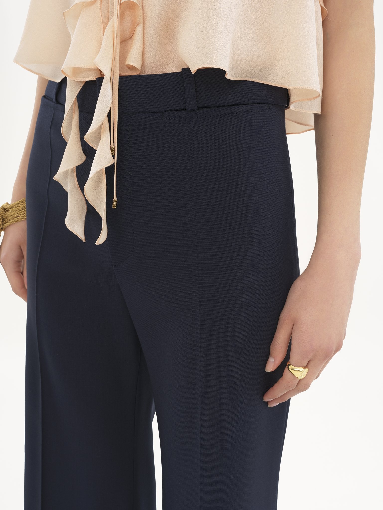 パンツ Chloe Stretch Wool Flared Trousers CHLOÉ Cropped stretch-wool flared pants | NET-A-PORTER