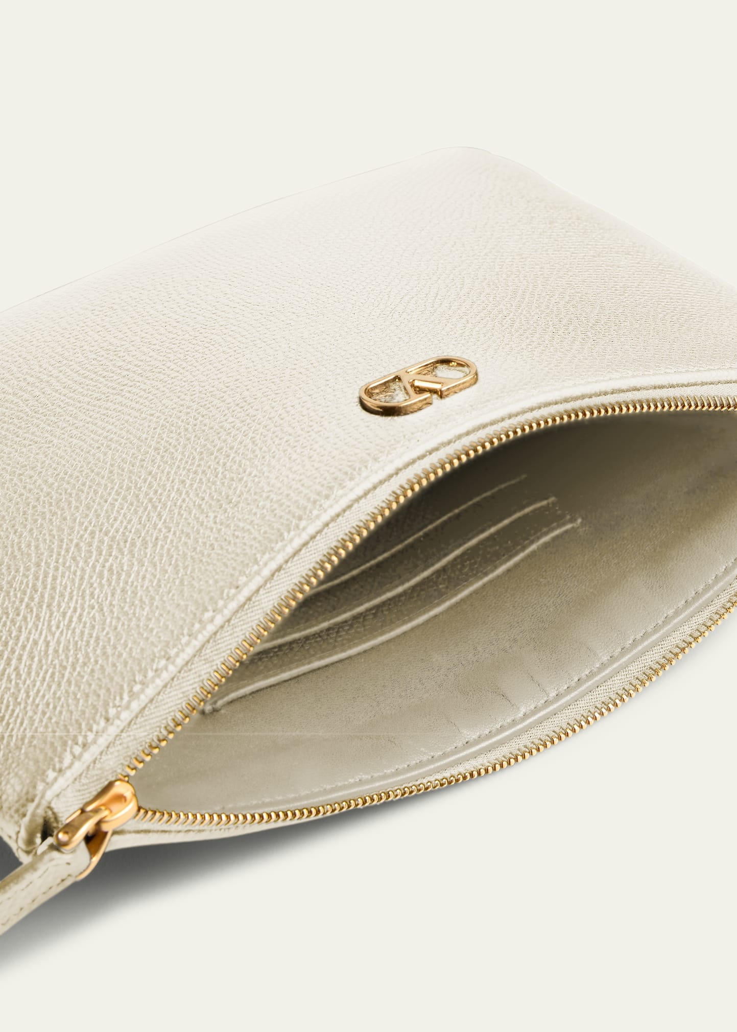 Medium VLOGO Leather Flat Pouch Bag - 3