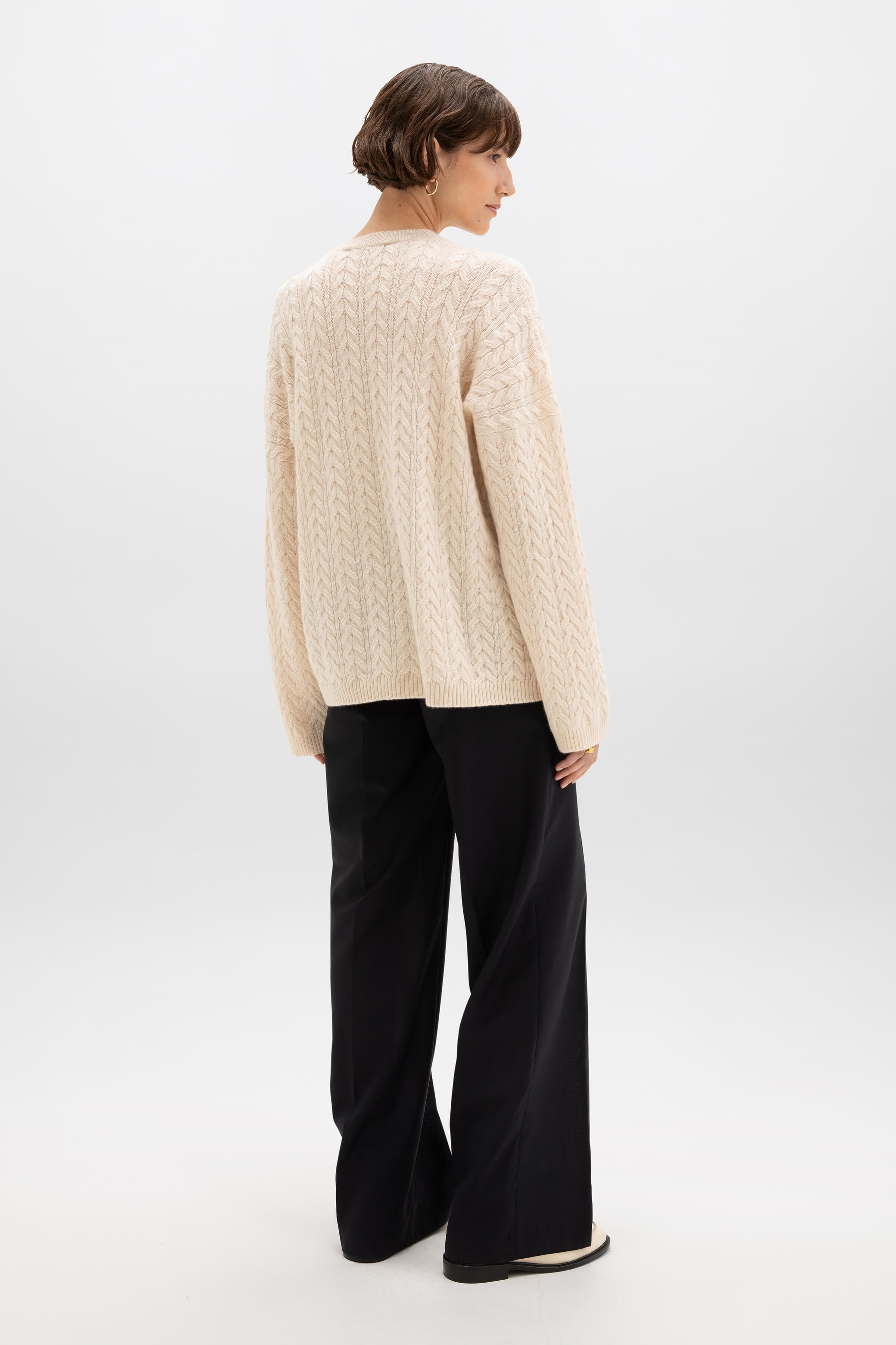 Cable Knit Cream Cashmere Jumper - 4