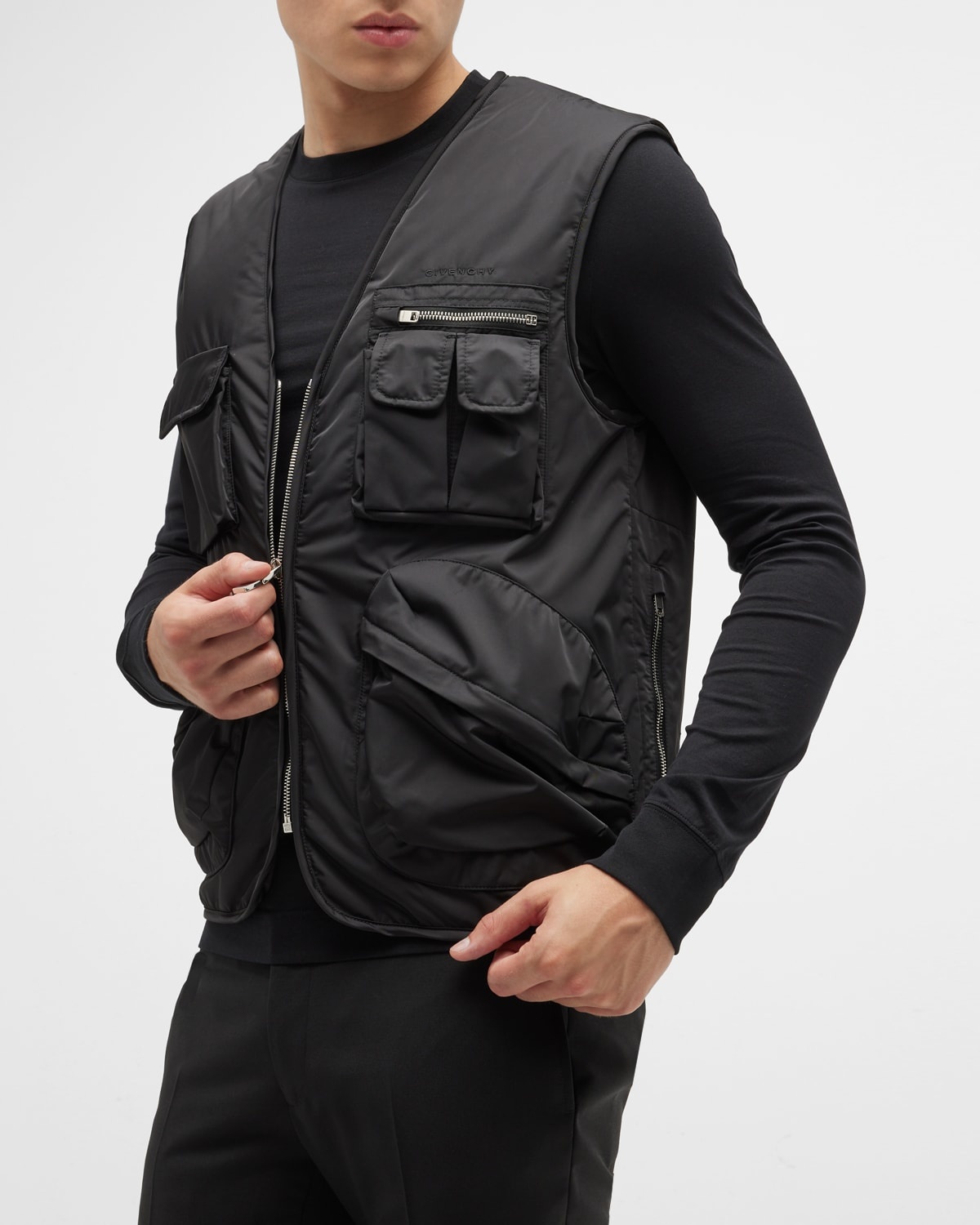 MULTIPOCKET EMBROIDERED JACKET