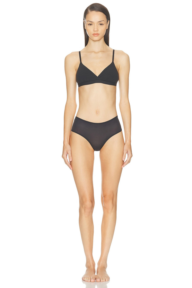 SKIMS Fits Everybody Brief outlook