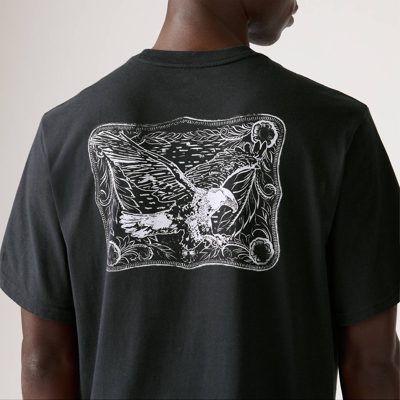 RELAXED FIT SHORT-SLEEVE GRAPHIC T-SHIRT - 4