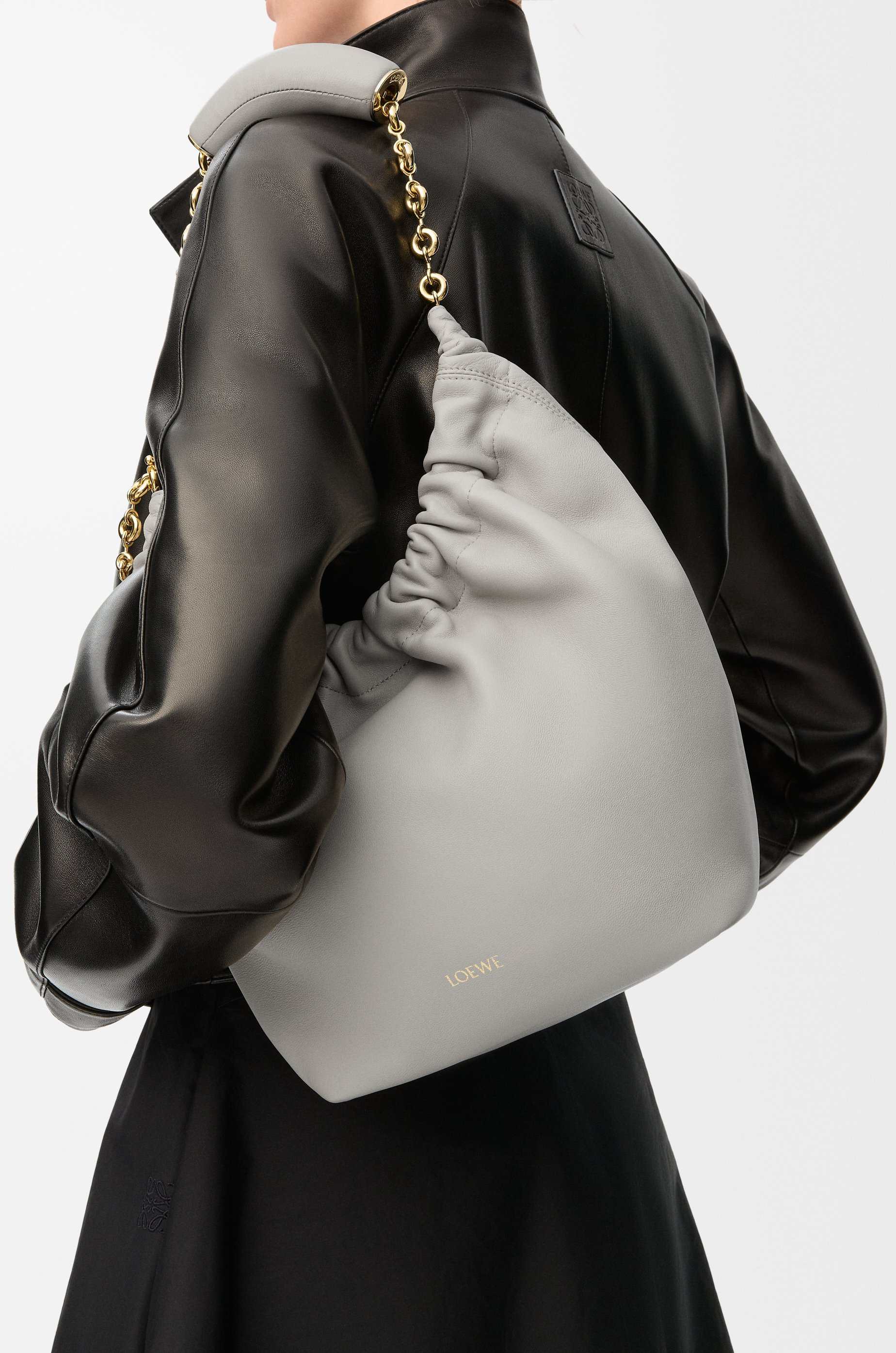 Small Squeeze bag in mellow nappa lambskin - 4