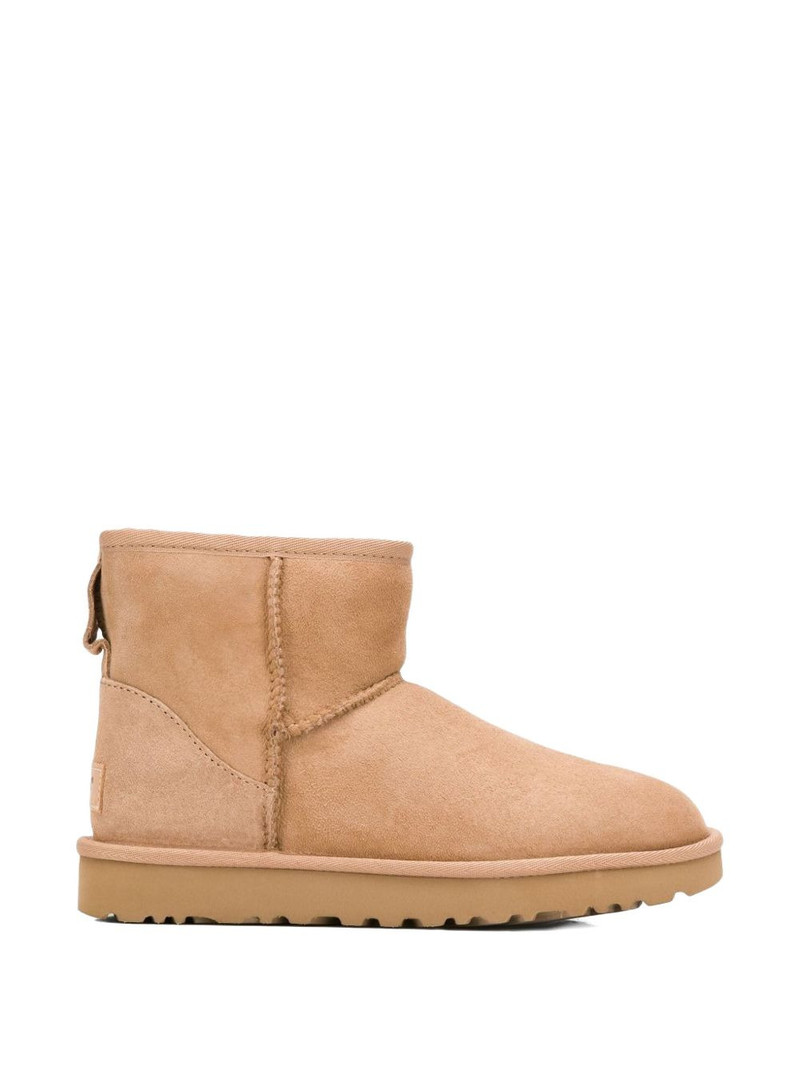 pull-tab boots 1