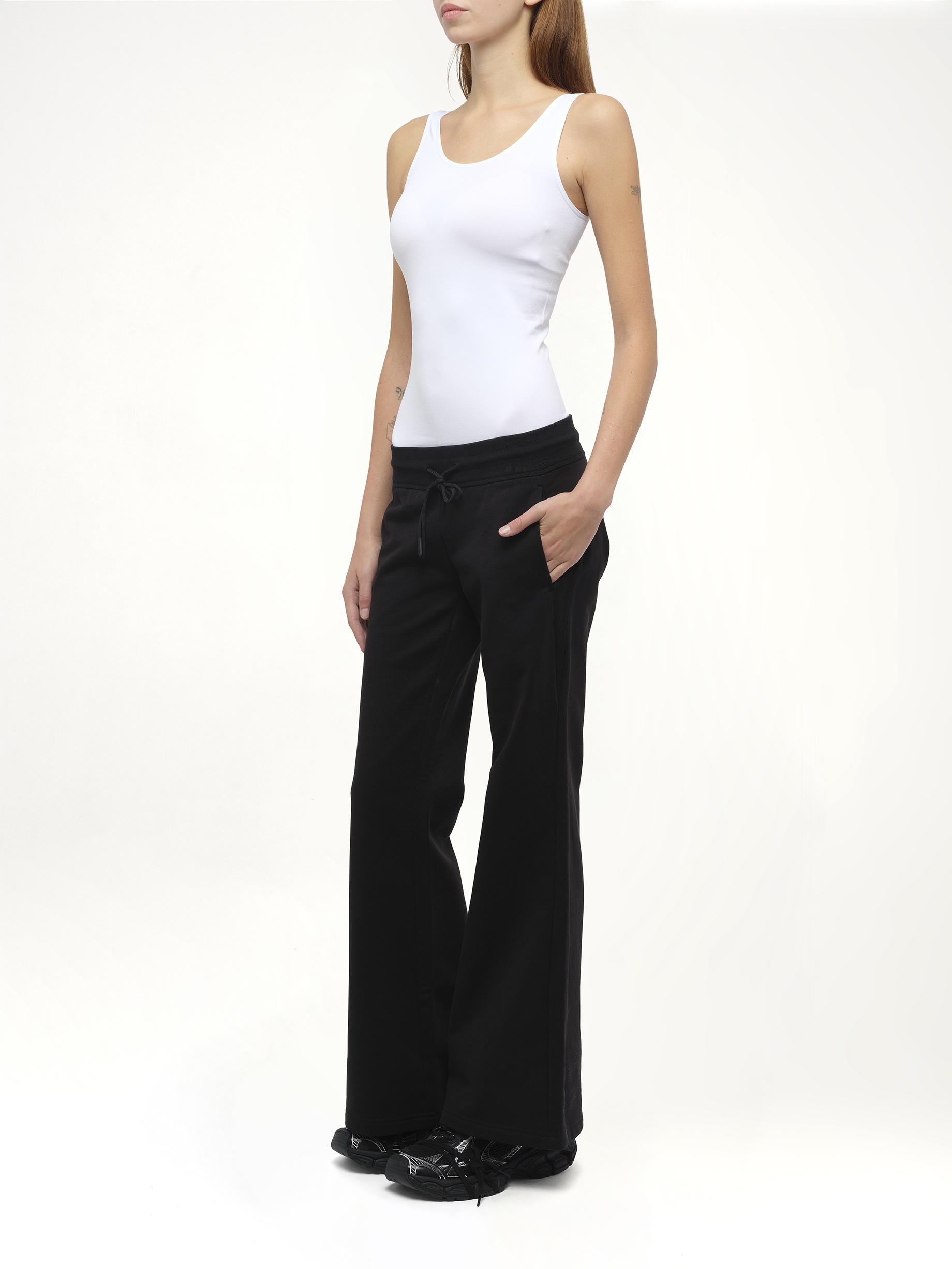 Casual Flared Sweatpants in Black - 4