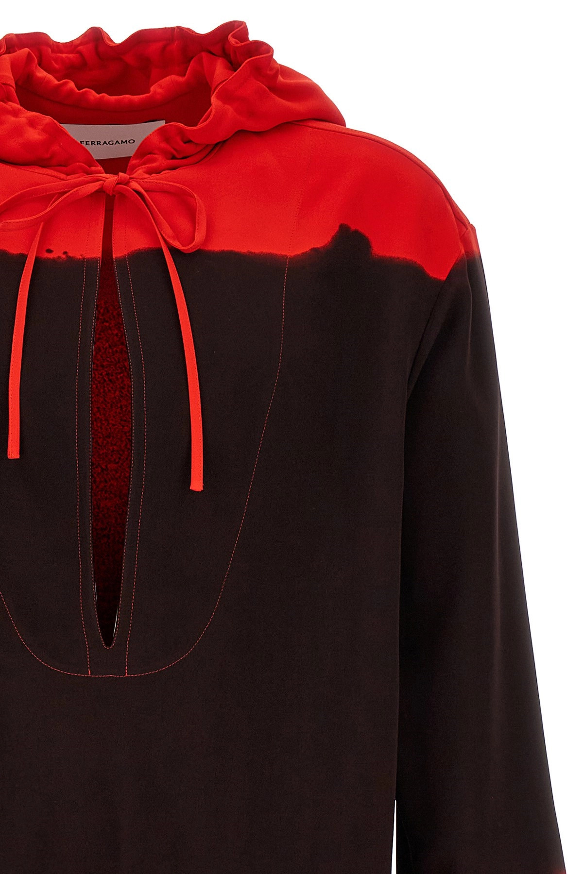 Hooded blouse fell off - 3