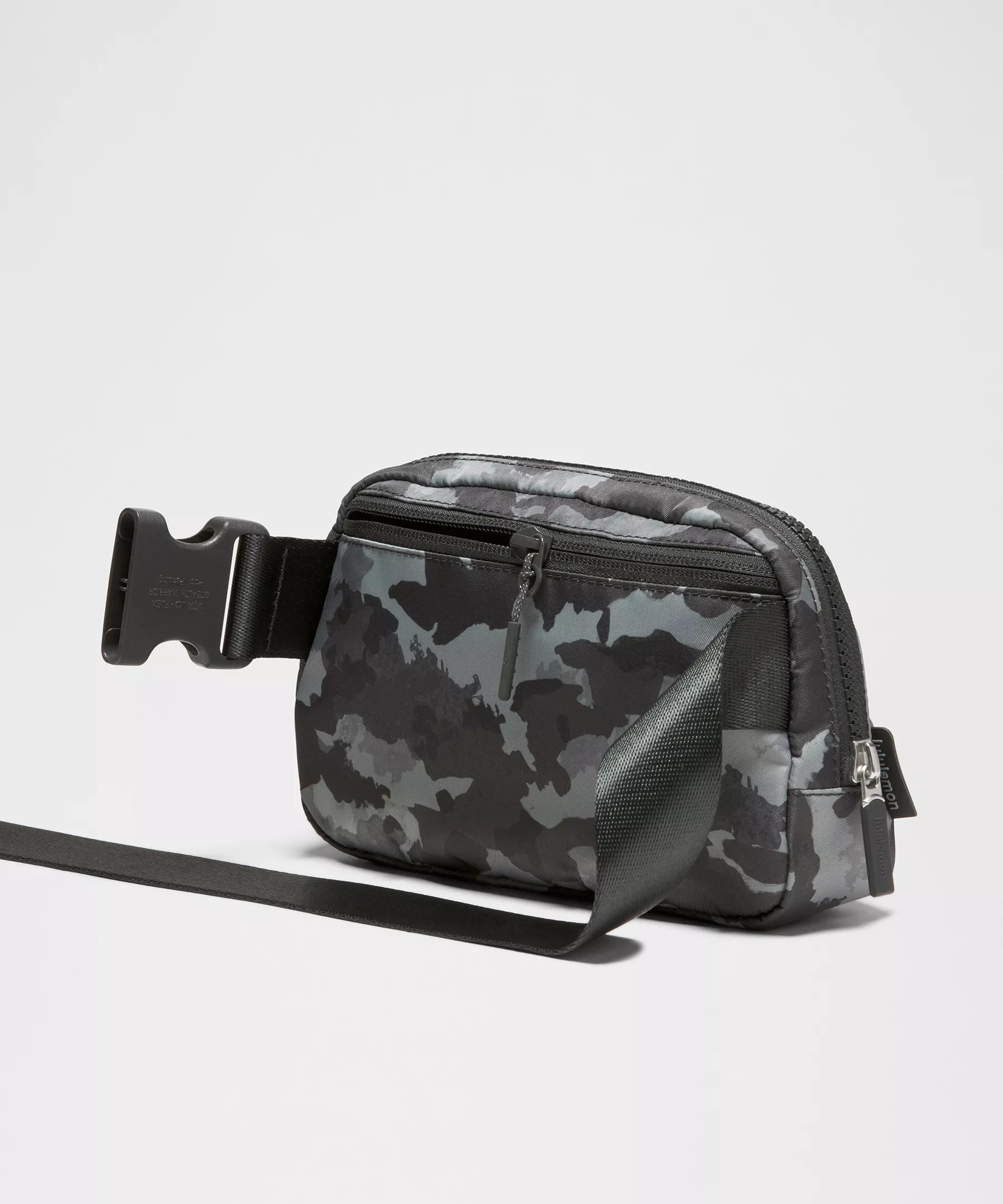 Everywhere Belt Bag 1L - 4
