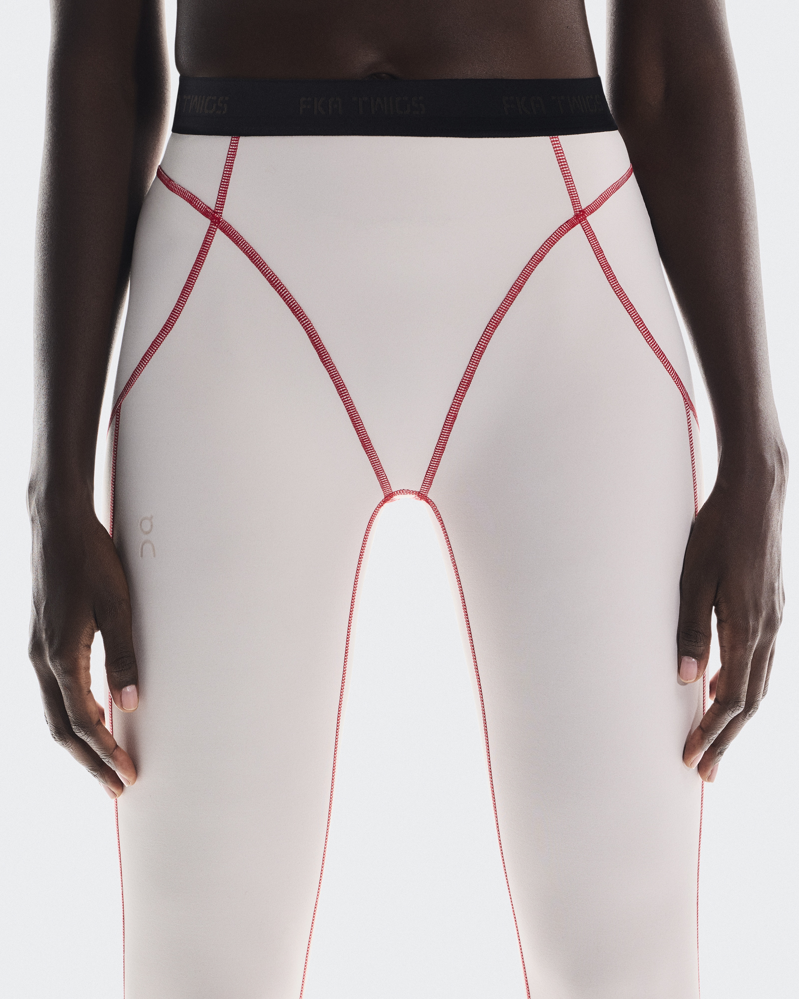 STUDIO TIGHTS FKA - 4