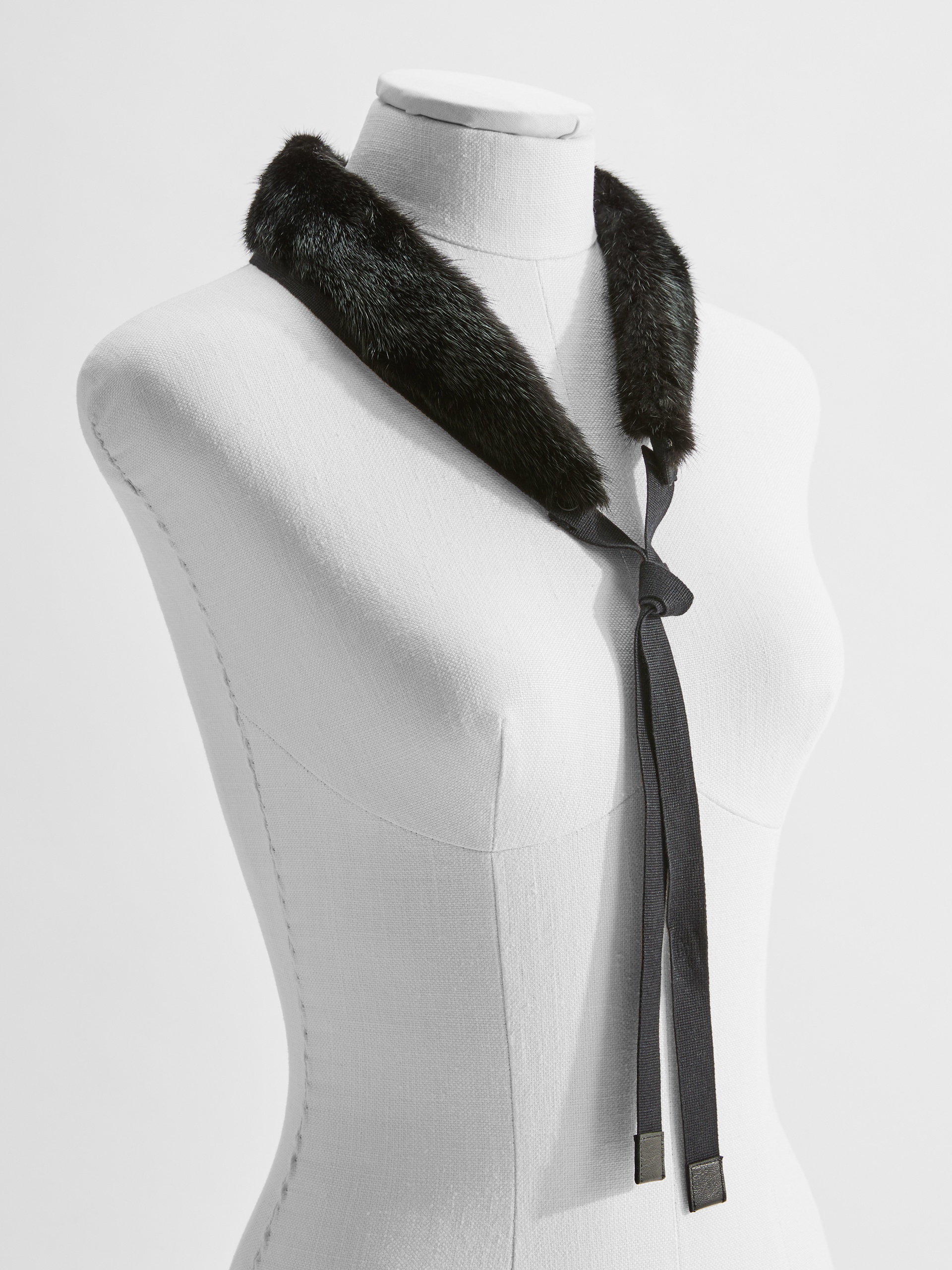 ASBUURG Mink-trimmed hood - 2